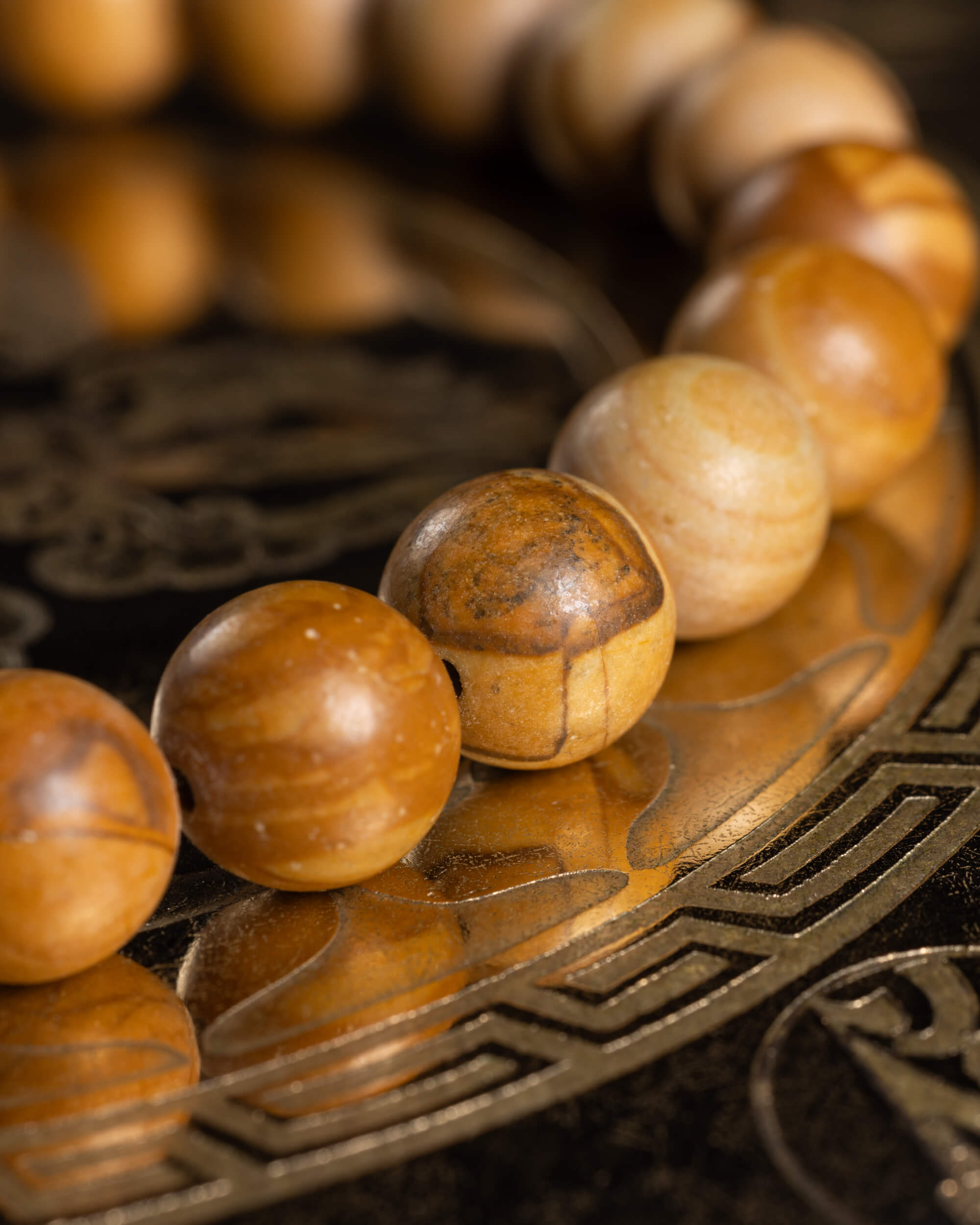 Pulsera de Jaspe Madera 8 mm - Presencia y Raíz Serena