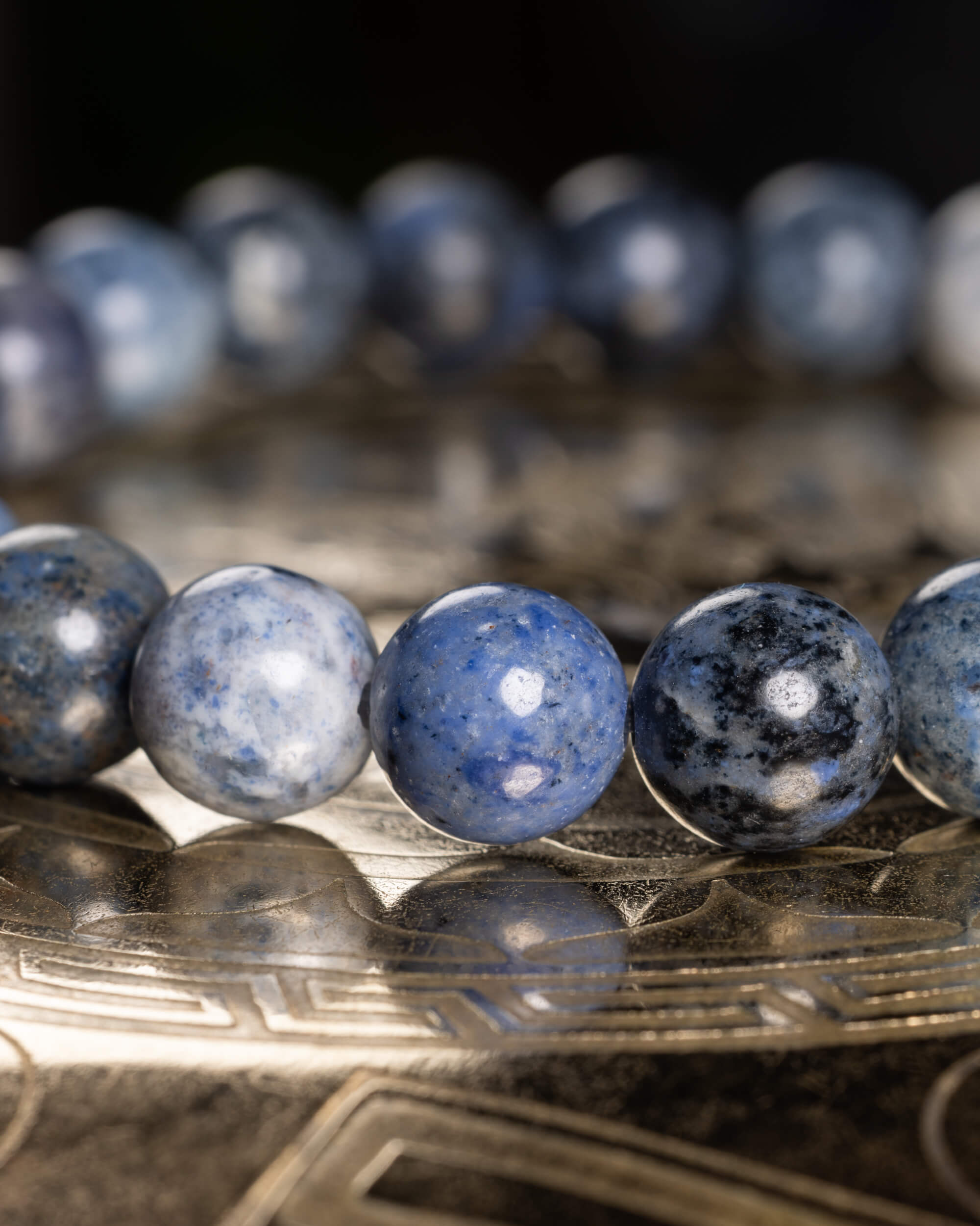 Pulsera de Dumortierita 8 mm - Claridad Mental y Calma