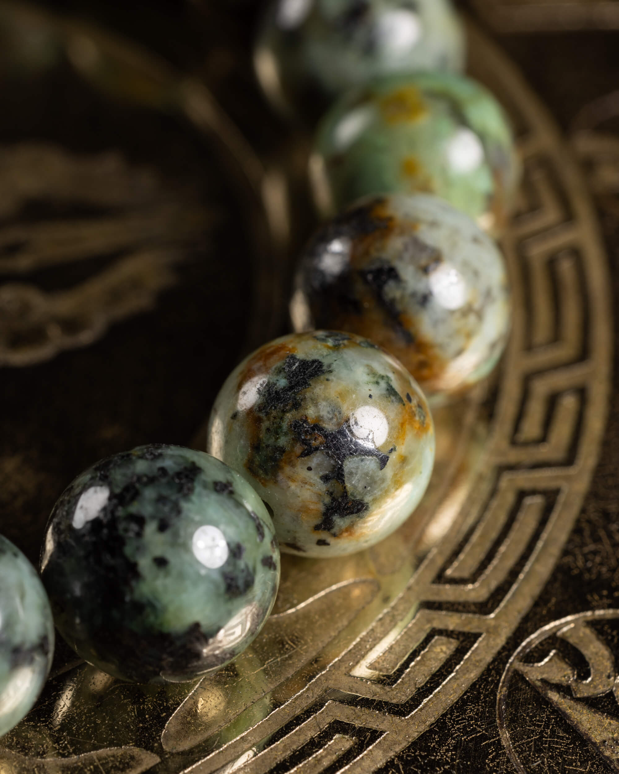 Pulsera de Turquesa Africana 10 mm - Expresión Plena y Serenidad