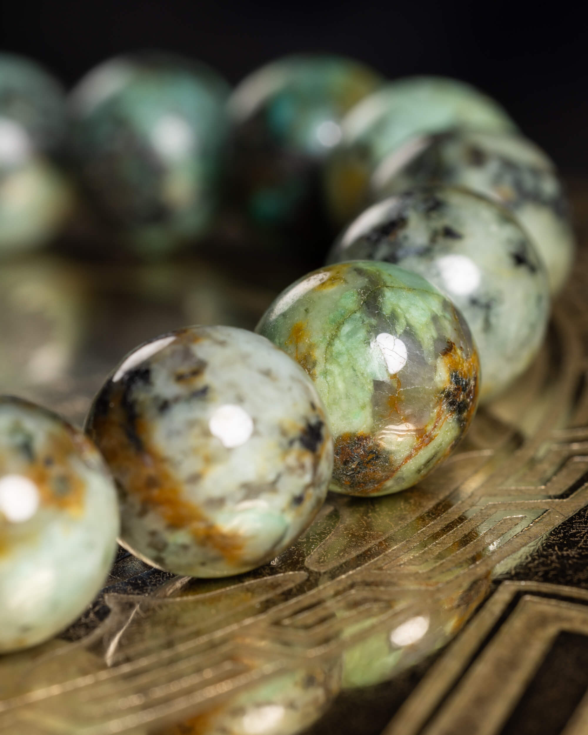 Pulsera de Turquesa Africana 10 mm - Expresión Plena y Serenidad