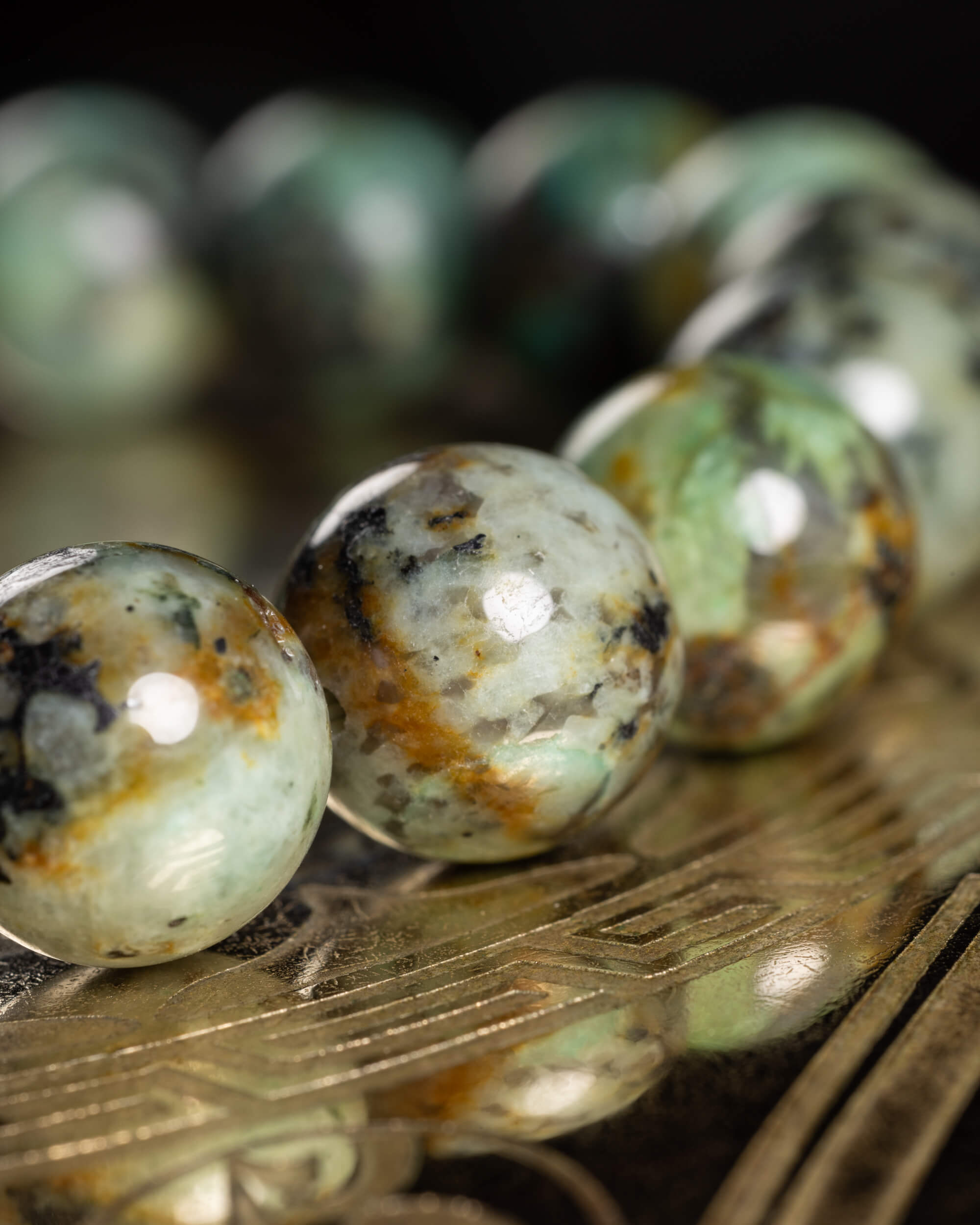 Pulsera de Turquesa Africana 10 mm - Expresión Plena y Serenidad