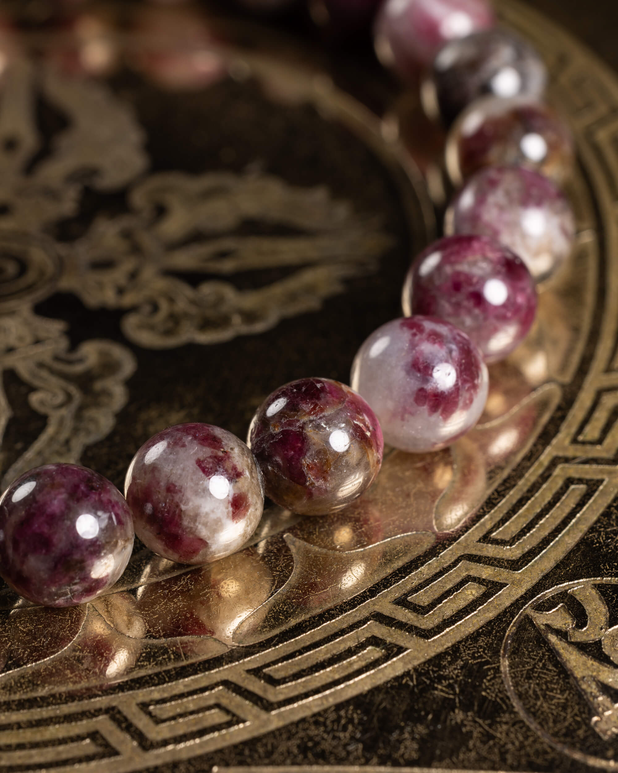 Pulsera de Turmalina Rubelita 8 mm - Pasión y Amor Valiente