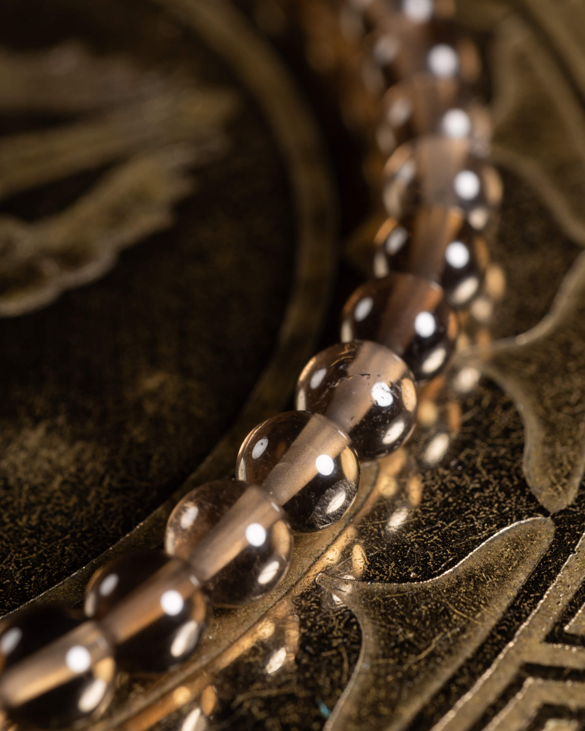 Pulsera de Cuarzo Ahumado 4 mm - Estabilidad y Base Suave