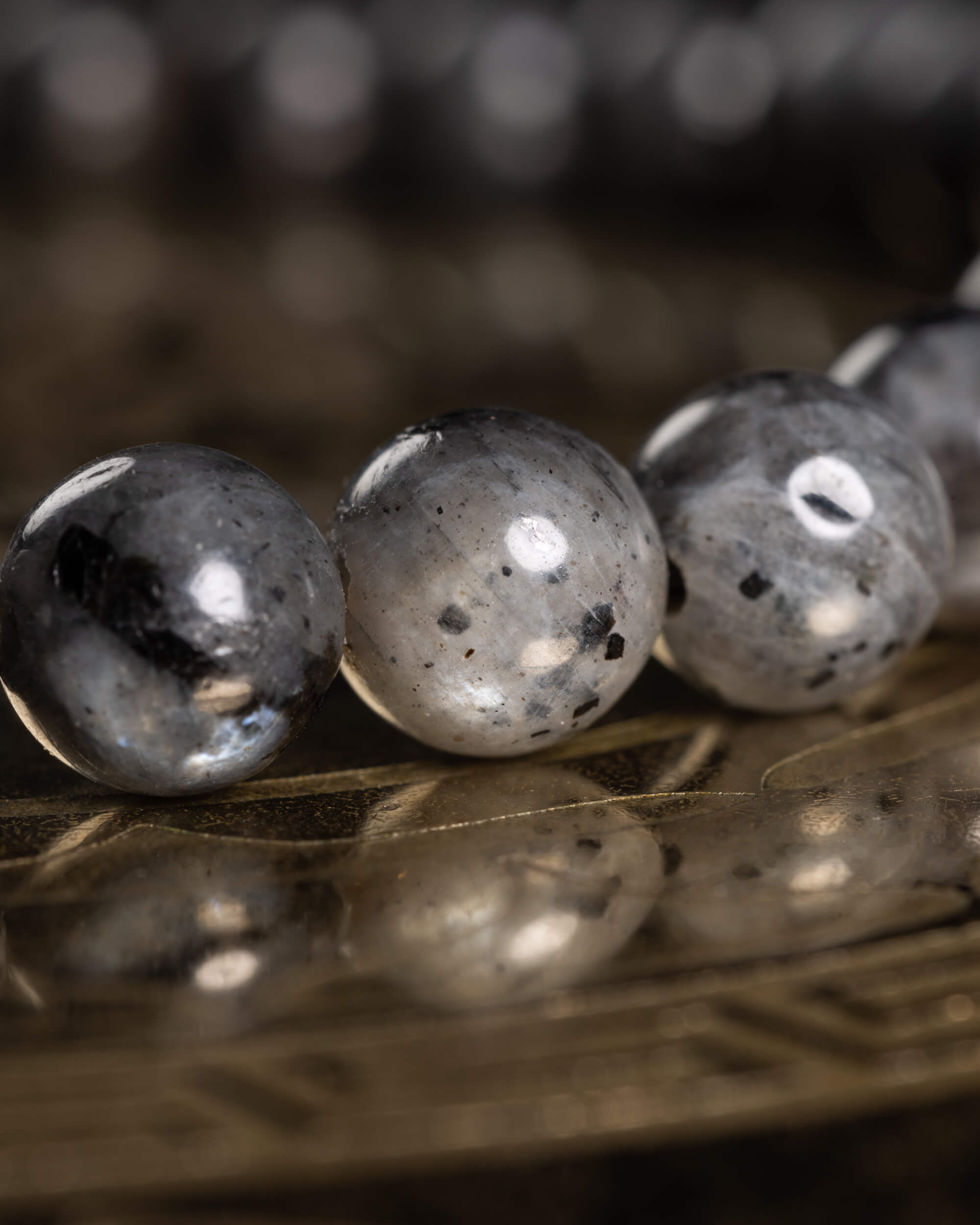 Pulsera de Larvikita 6 mm - Visión Profunda y Arraigo