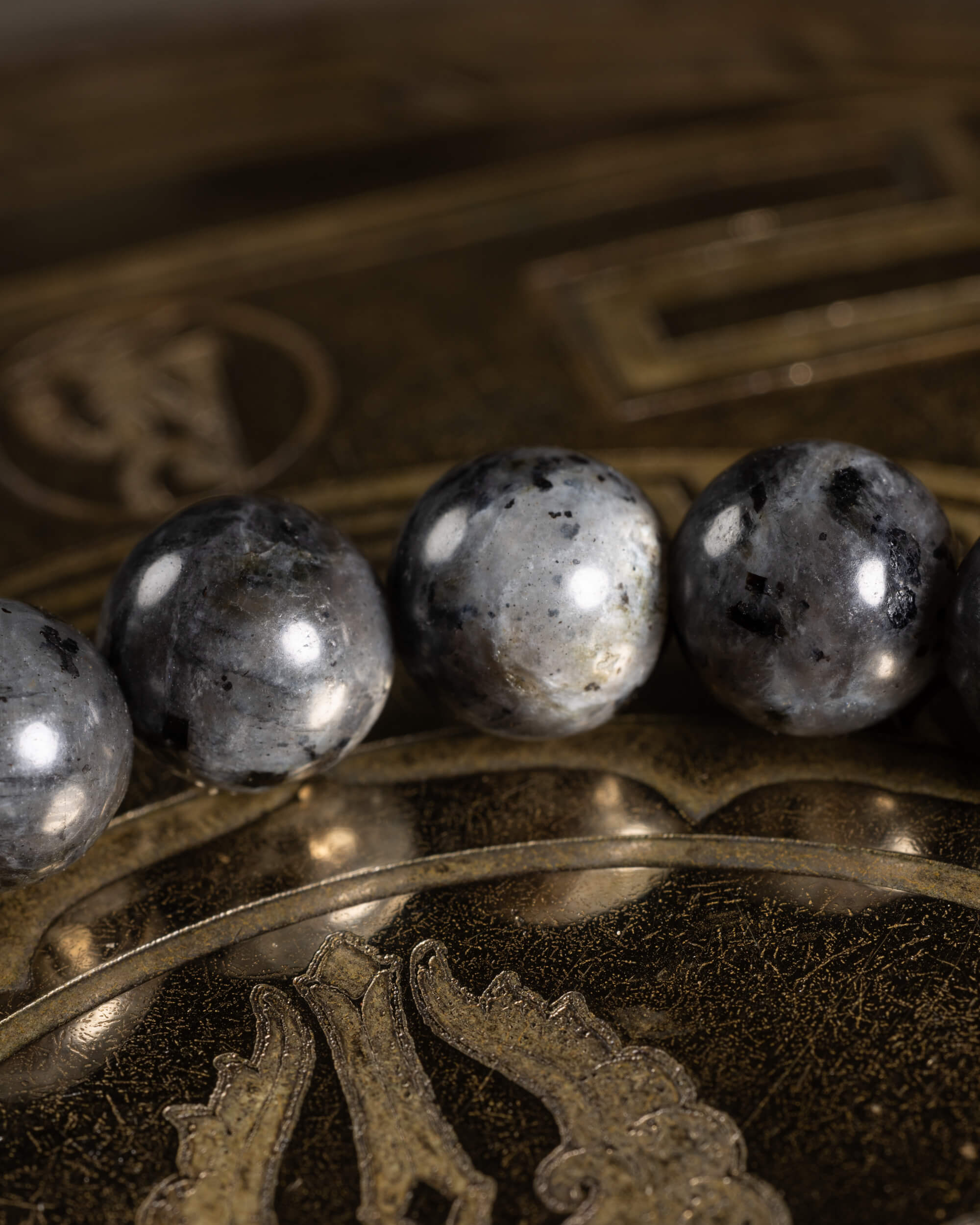 Pulsera de Larvikita 8 mm - Visión Profunda y Arraigo