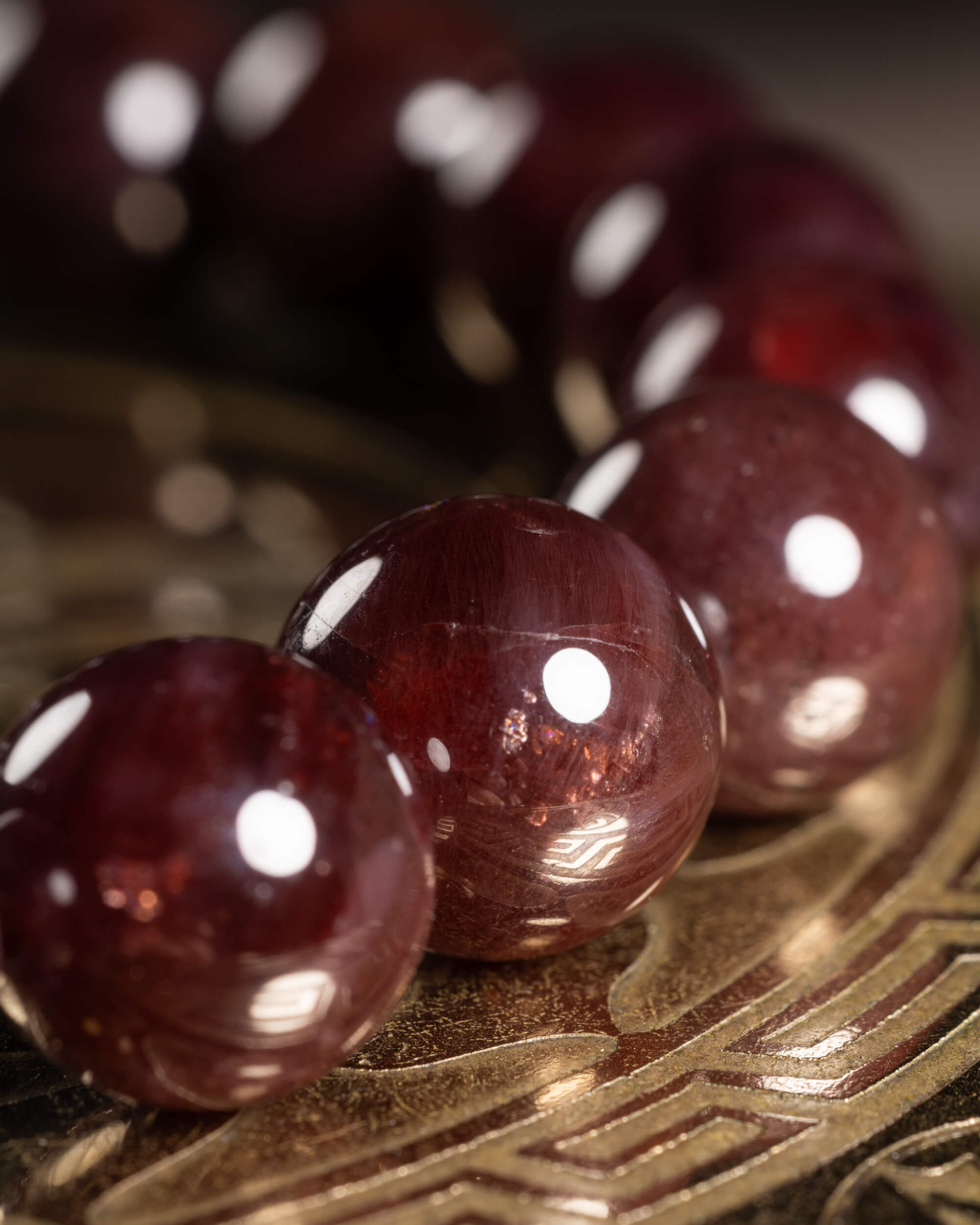 Pulsera de Granate Estrella 11 mm - Poder Calmo y Firmeza