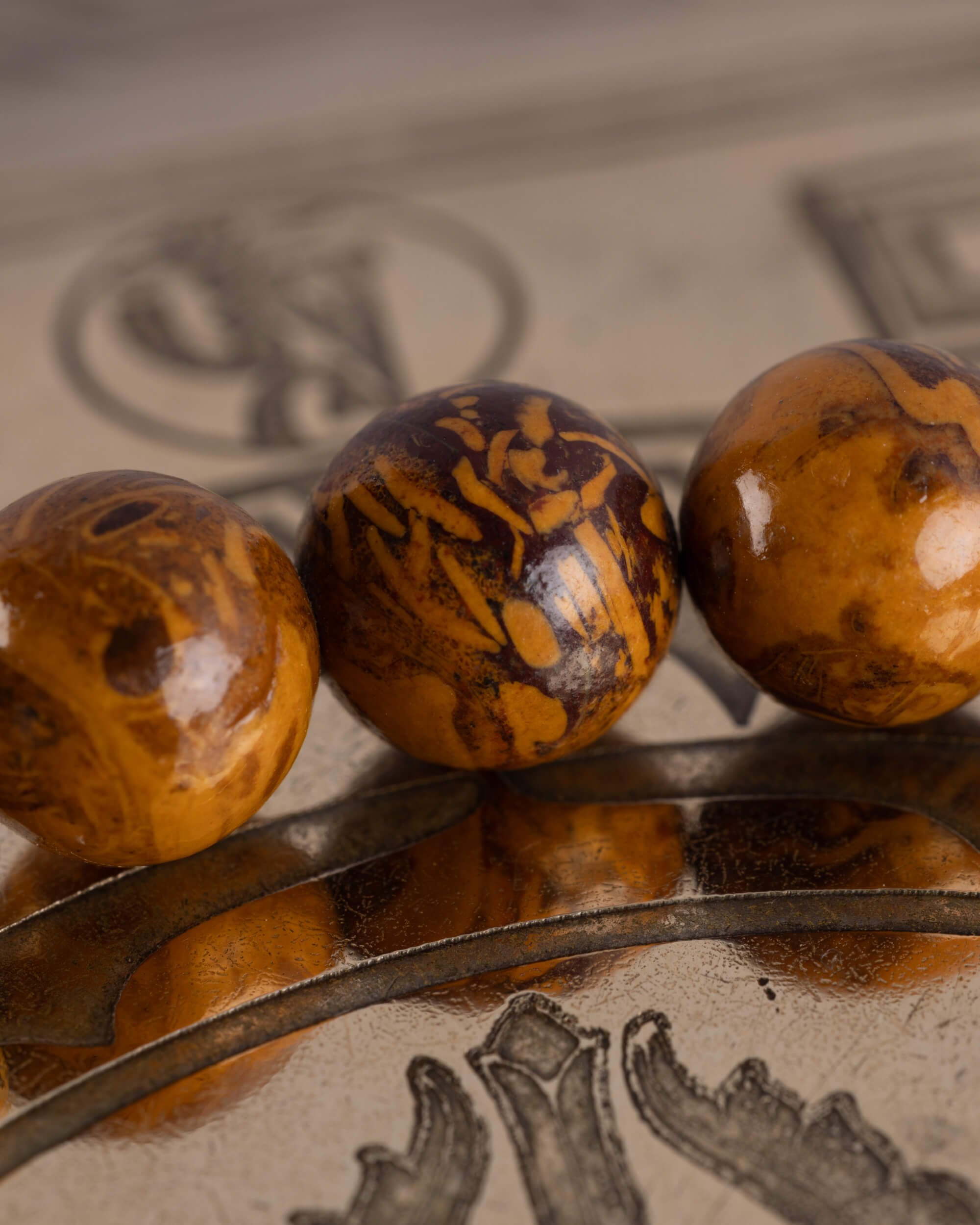 Pulsera Tonatiuh (Dios Solar) 8 mm - Arraigo Ancestral y Memoria