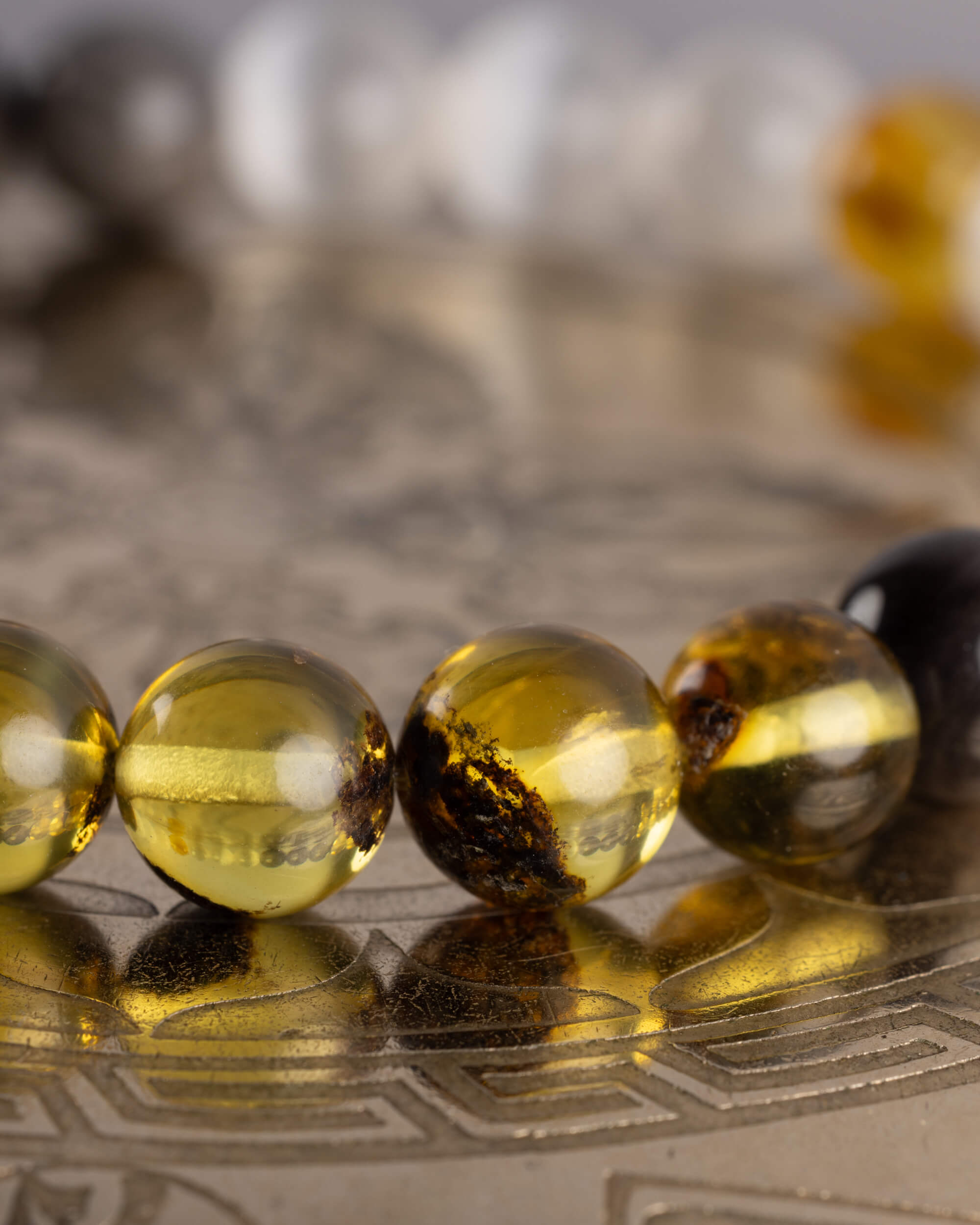 Pulsera Amaterasu (Diosa Solar) 8 mm - Luz Discernida y Protección