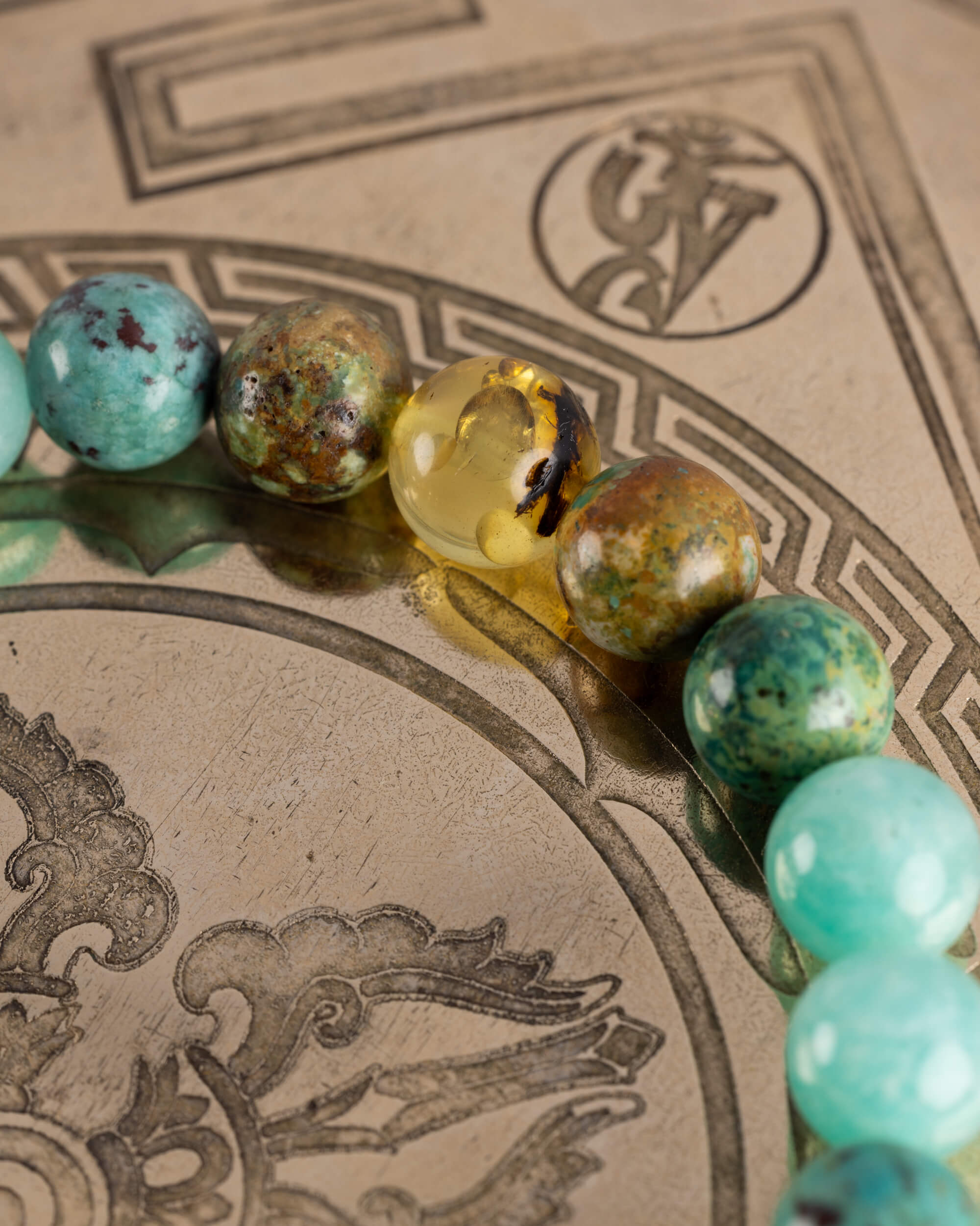 Pulsera Huitzilopochtli (Dios Solar) 8 mm - Voz Valiente y Expresión