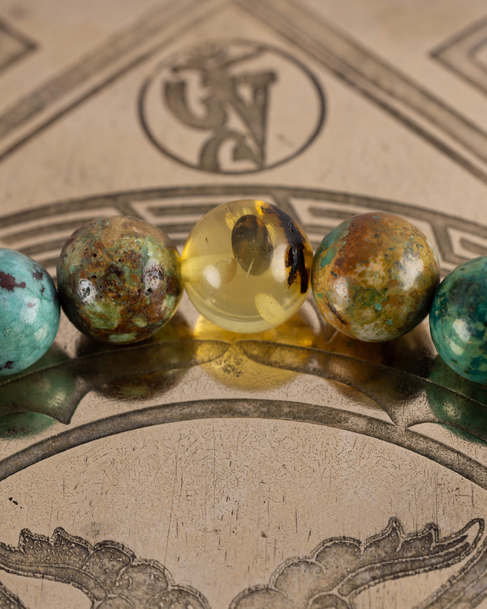 Pulsera Huitzilopochtli (Dios Solar) 8 mm - Voz Valiente y Expresión