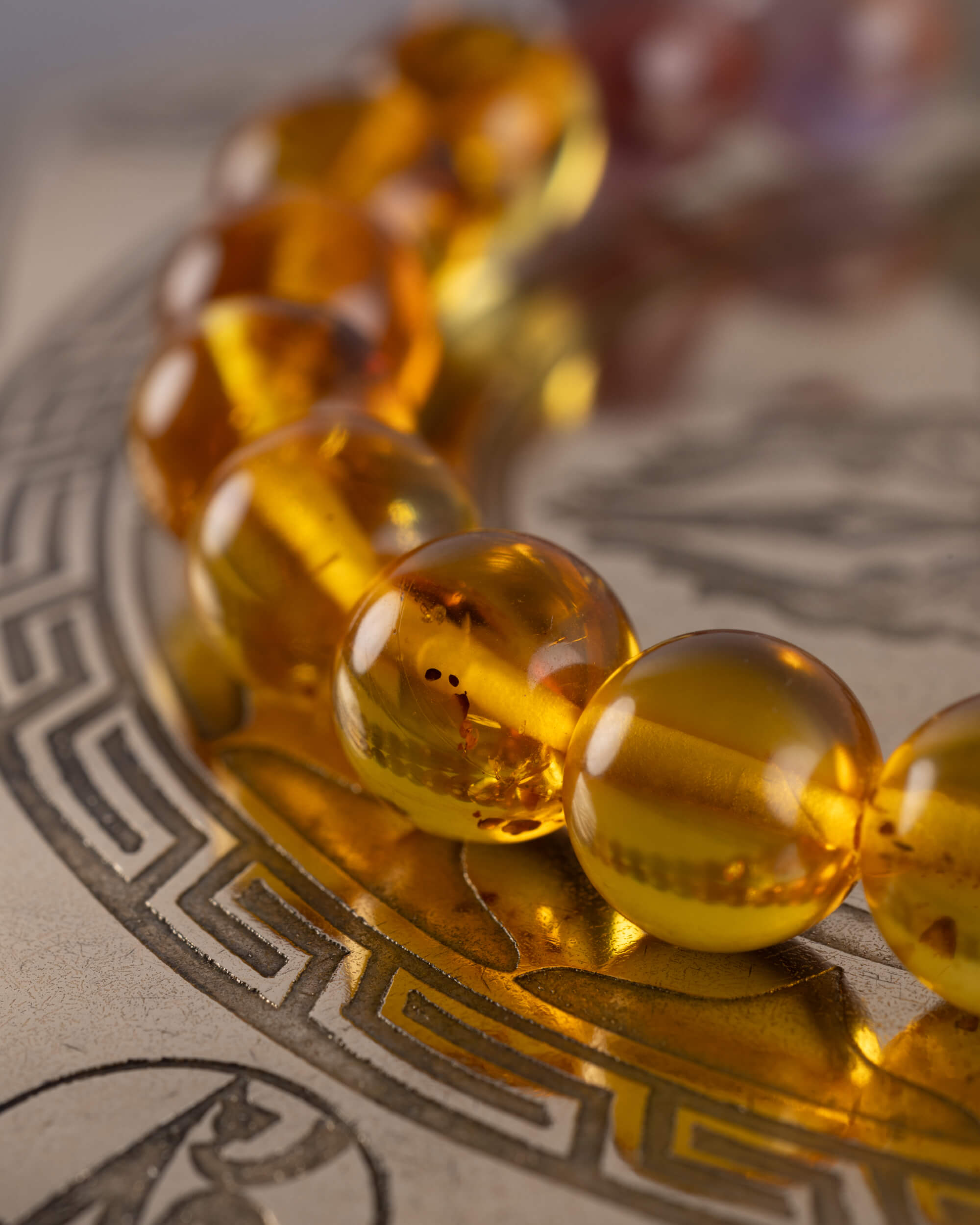 Pulsera Mithra (Dios Solar) 8 mm - Intuición Encarnada y Verdad