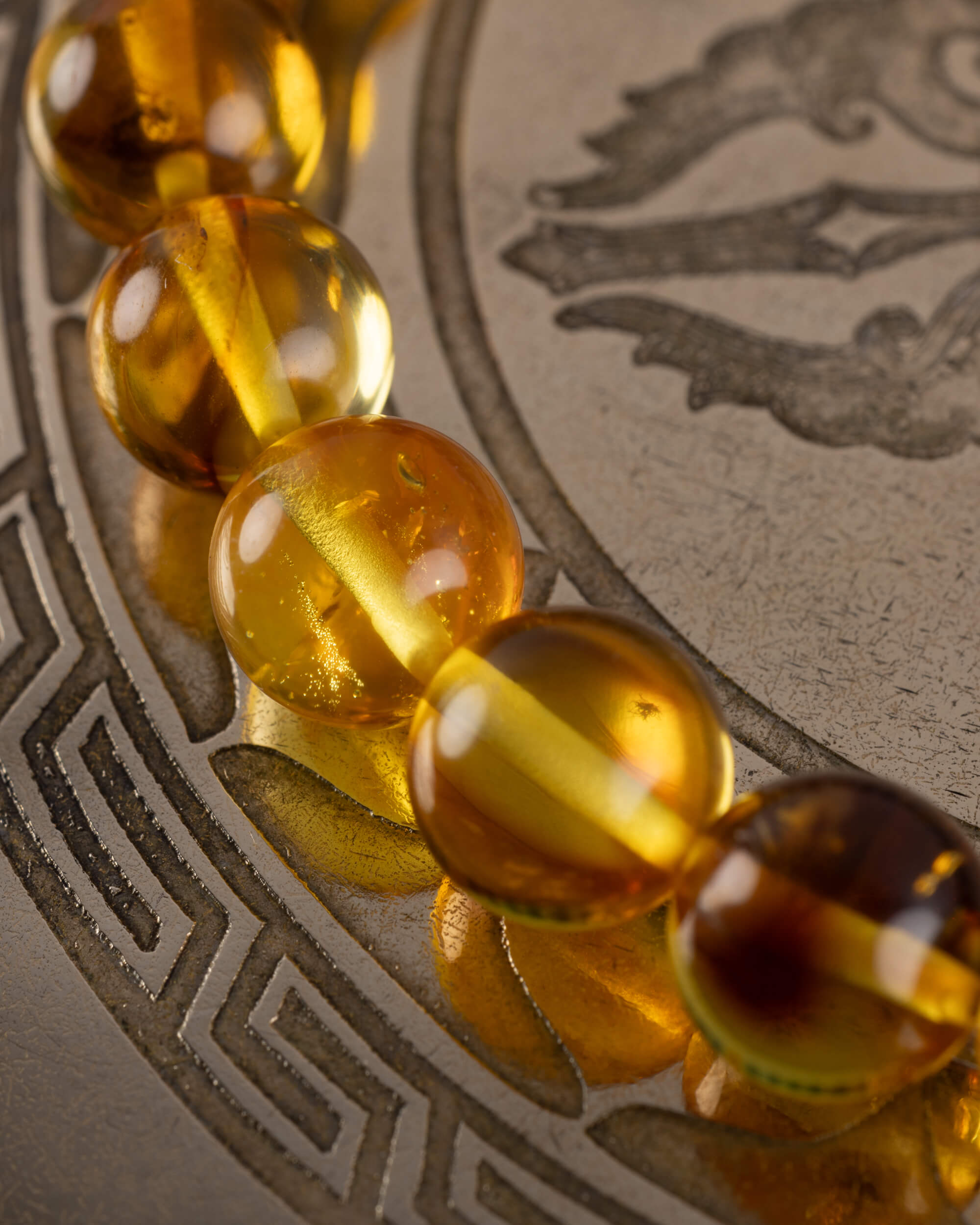 Pulsera Tamanuiterā (Dios Solar) 8 mm - Voz Enraizada y Calma