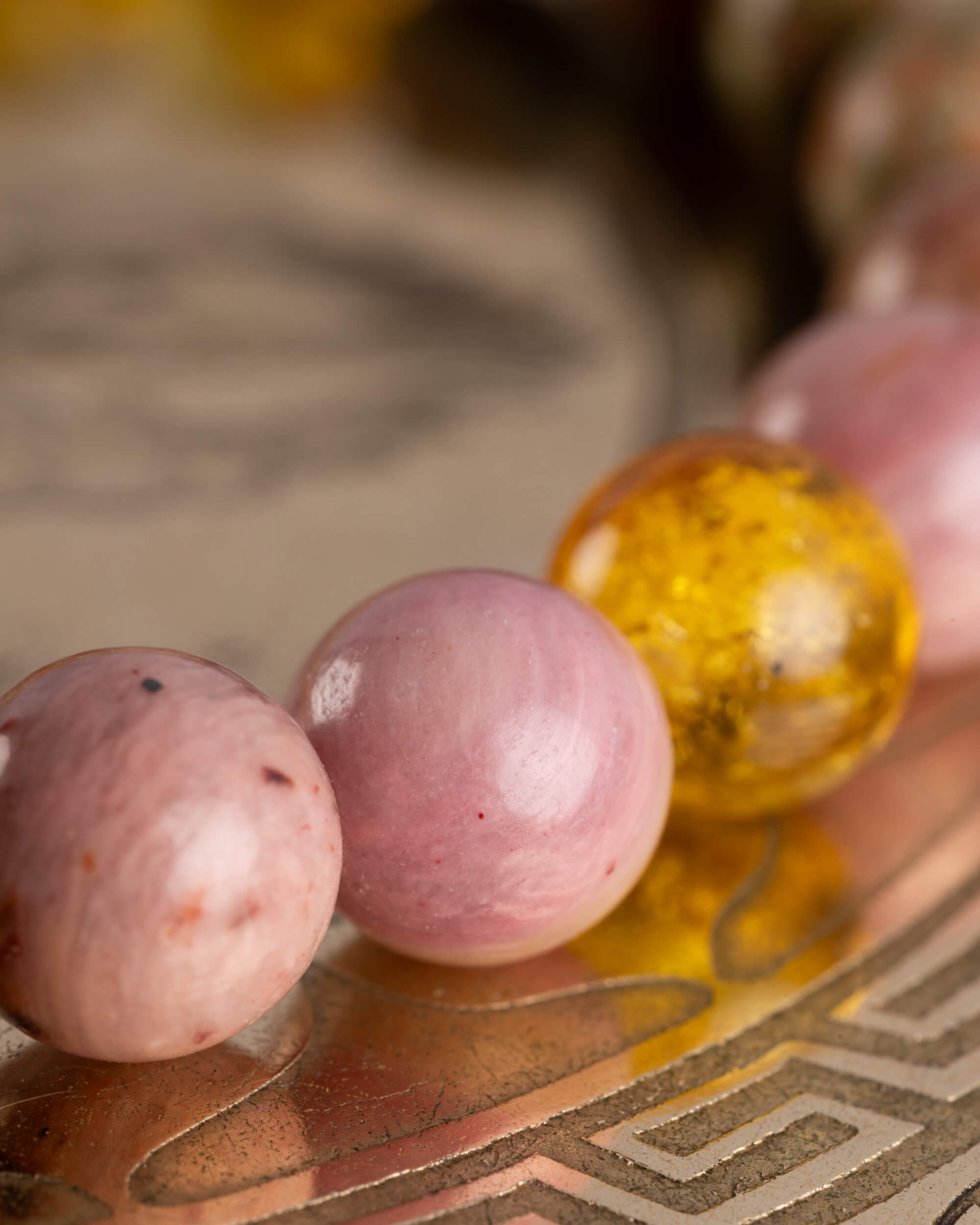 Pulsera Dazbog (Dios Solar) 8 mm - Amor Arraigado y Sanación