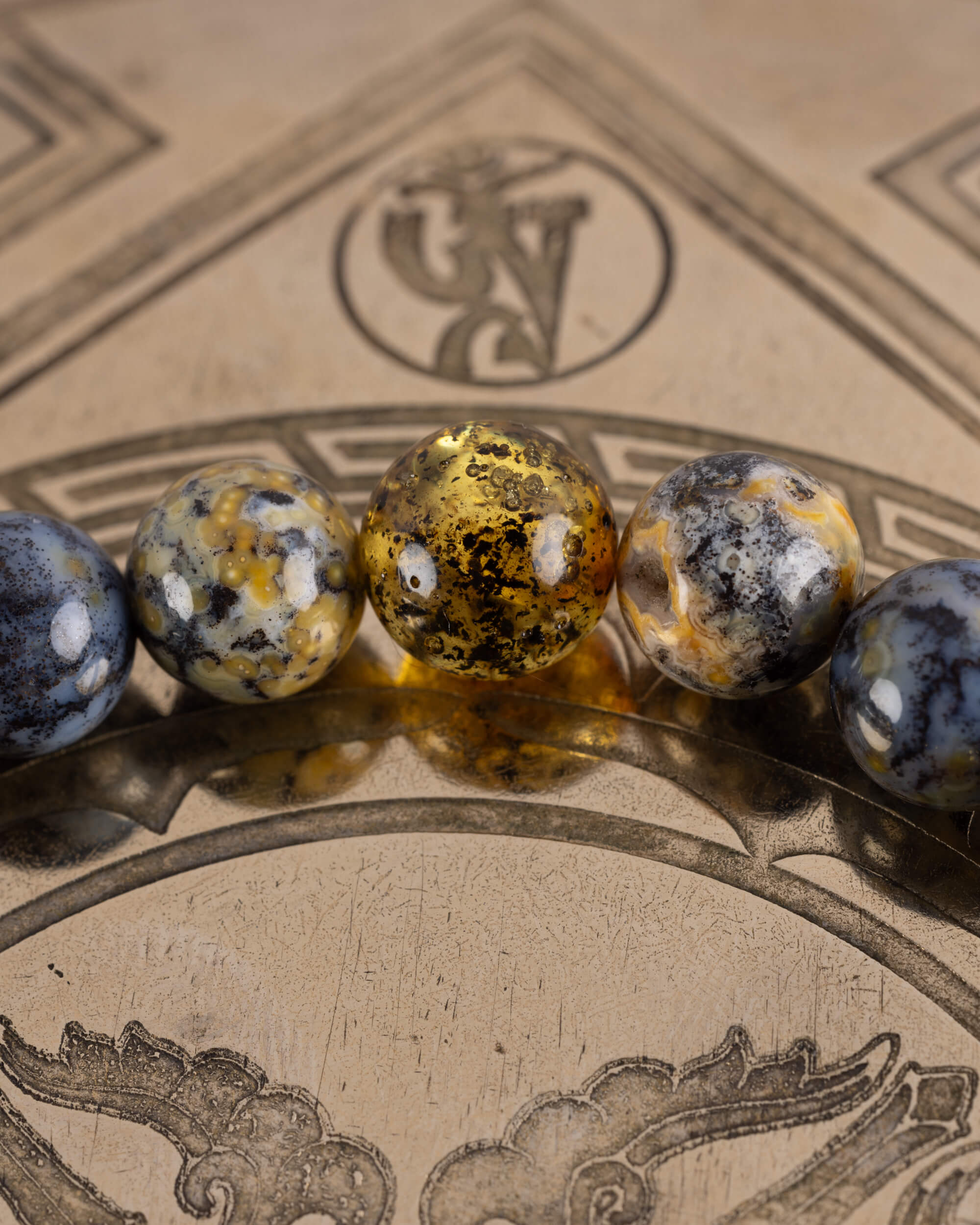 Pulsera Utu (Dios Solar) 8 mm - Presencia Sabia y Verdad