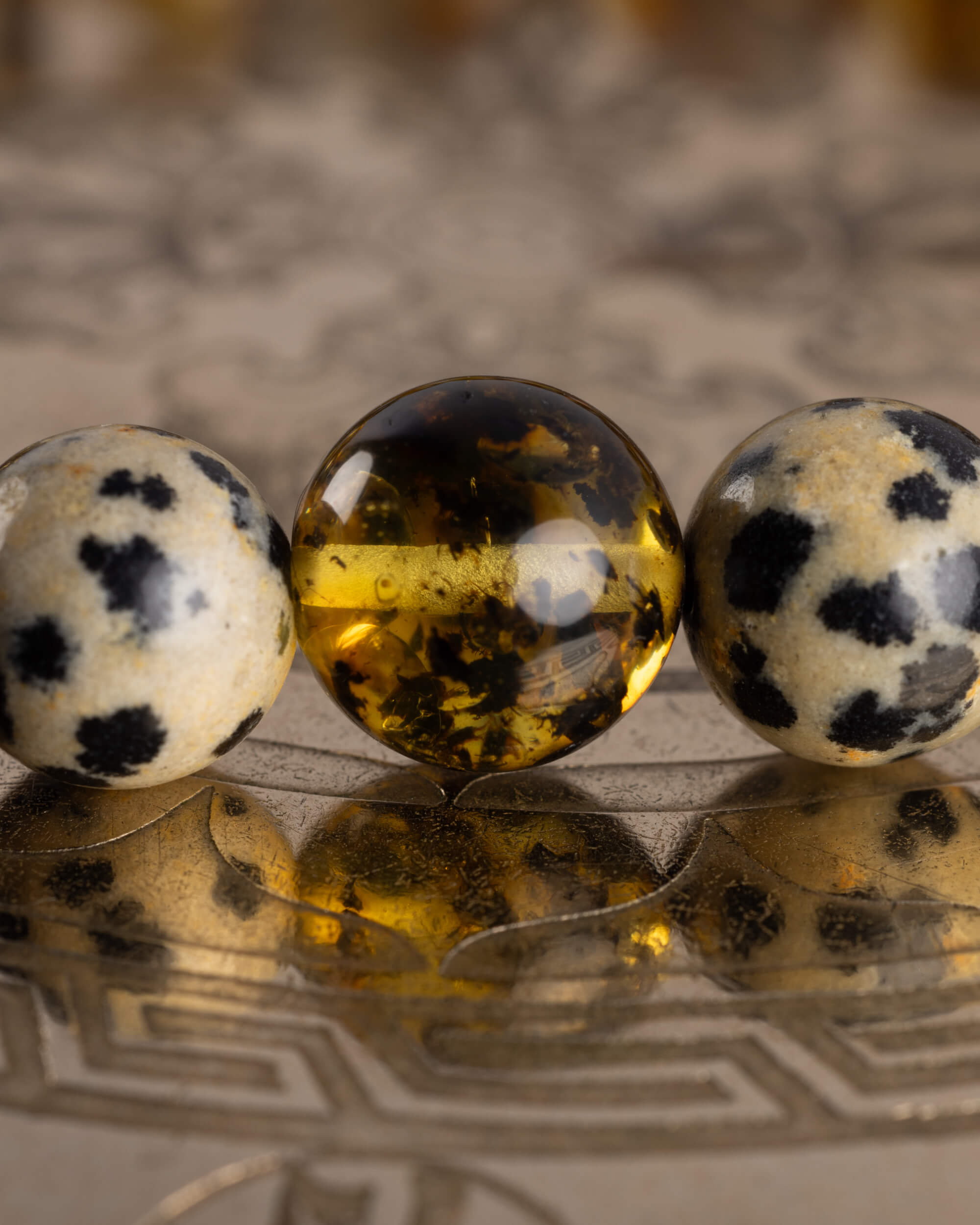 Pulsera Malakbel (Dios Solar) 8 mm - Juego Enraizado y Poder