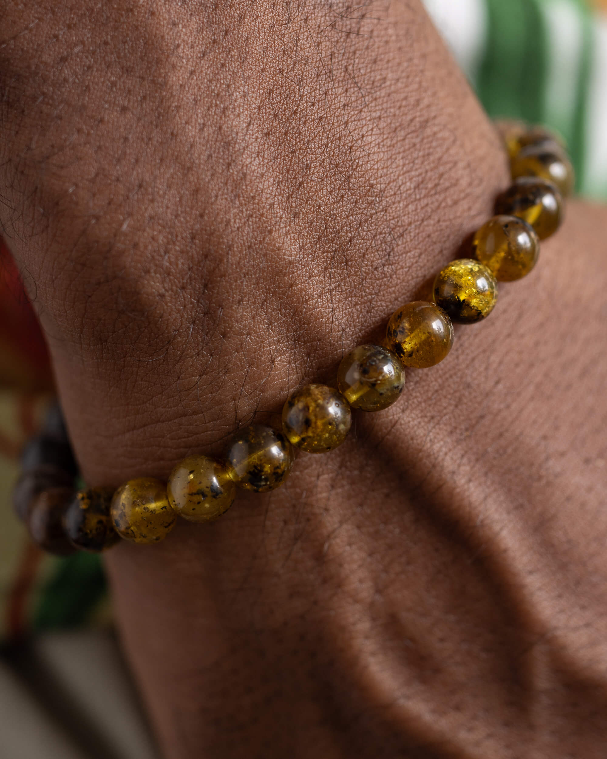 Pulsera Yhi (Diosa Solar) 8 mm - Luz Enraizada y Descanso Profundo