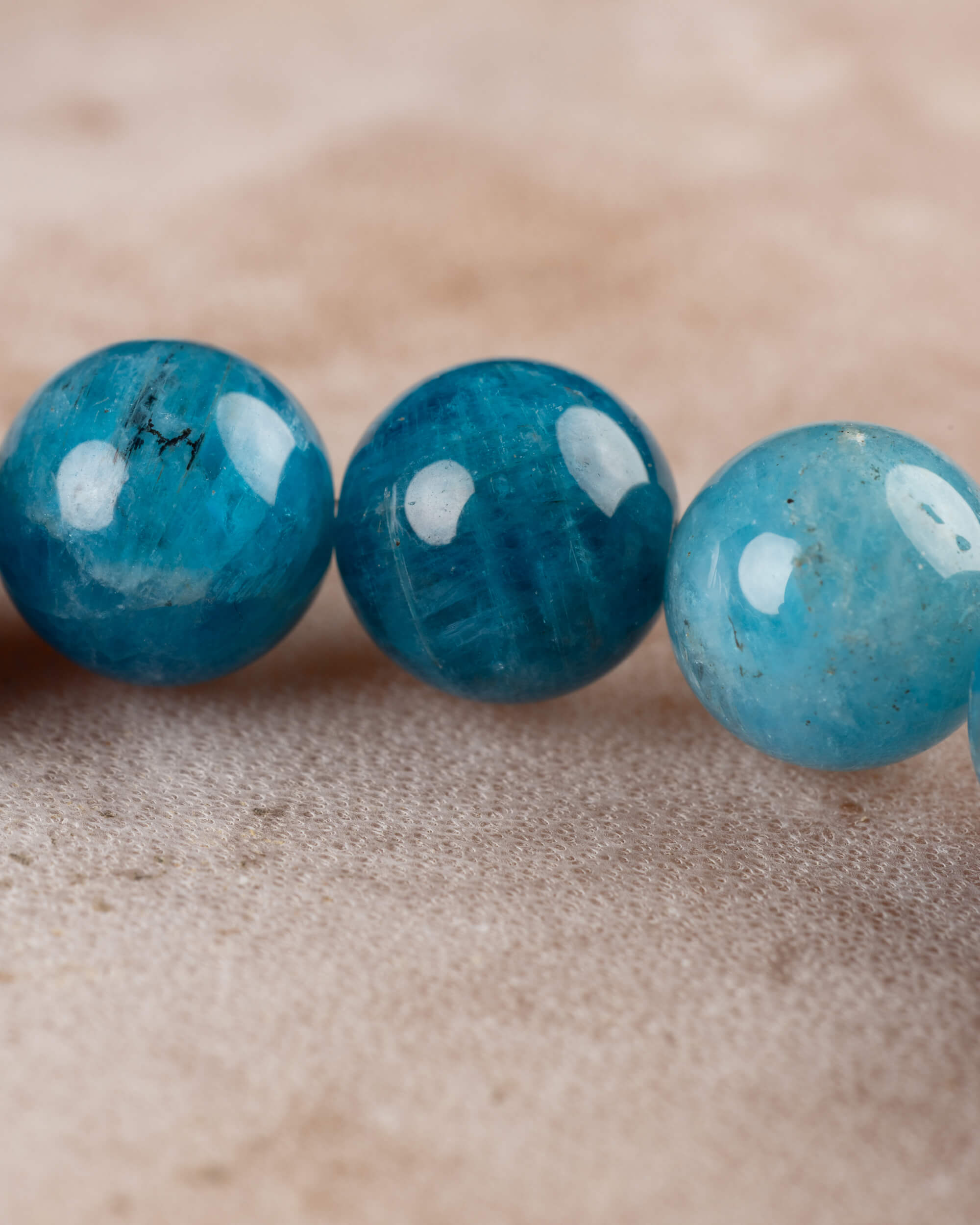 Pulsera de Apatita Azul 8 mm - Expresión Clara