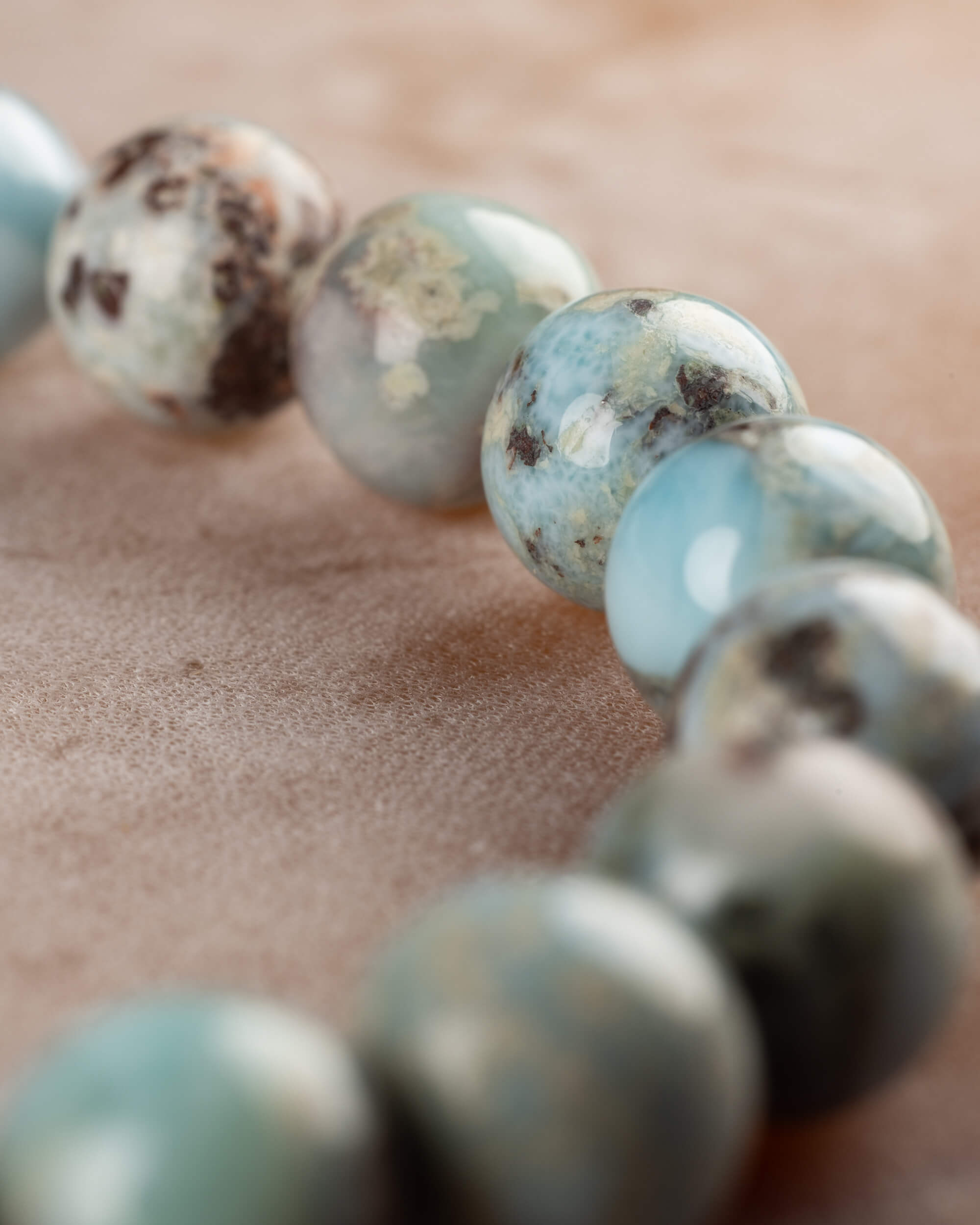 Pulsera de Larimar (10 mm)