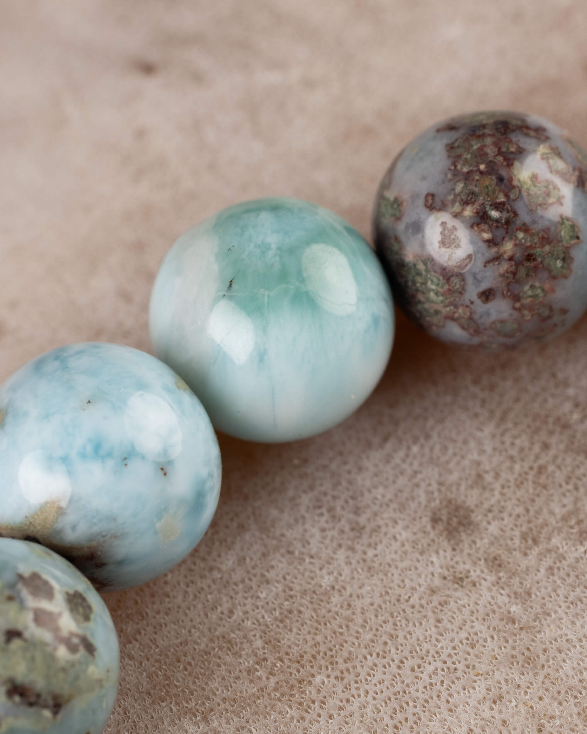 Pulsera de Larimar (10 mm)