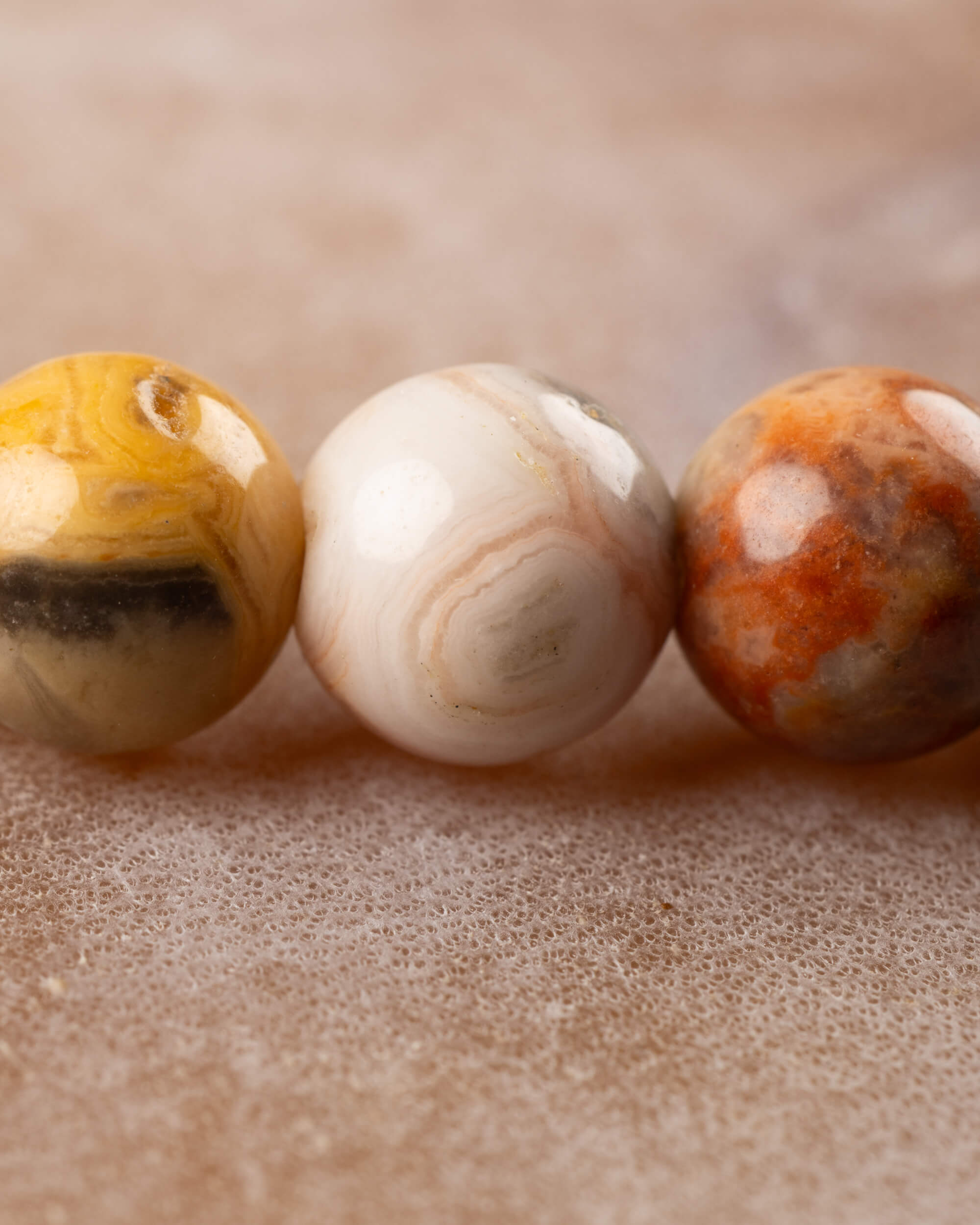 Pulsera de Ágata Crazy Lace (Mexicana) 8 mm - Alegría y Ligereza