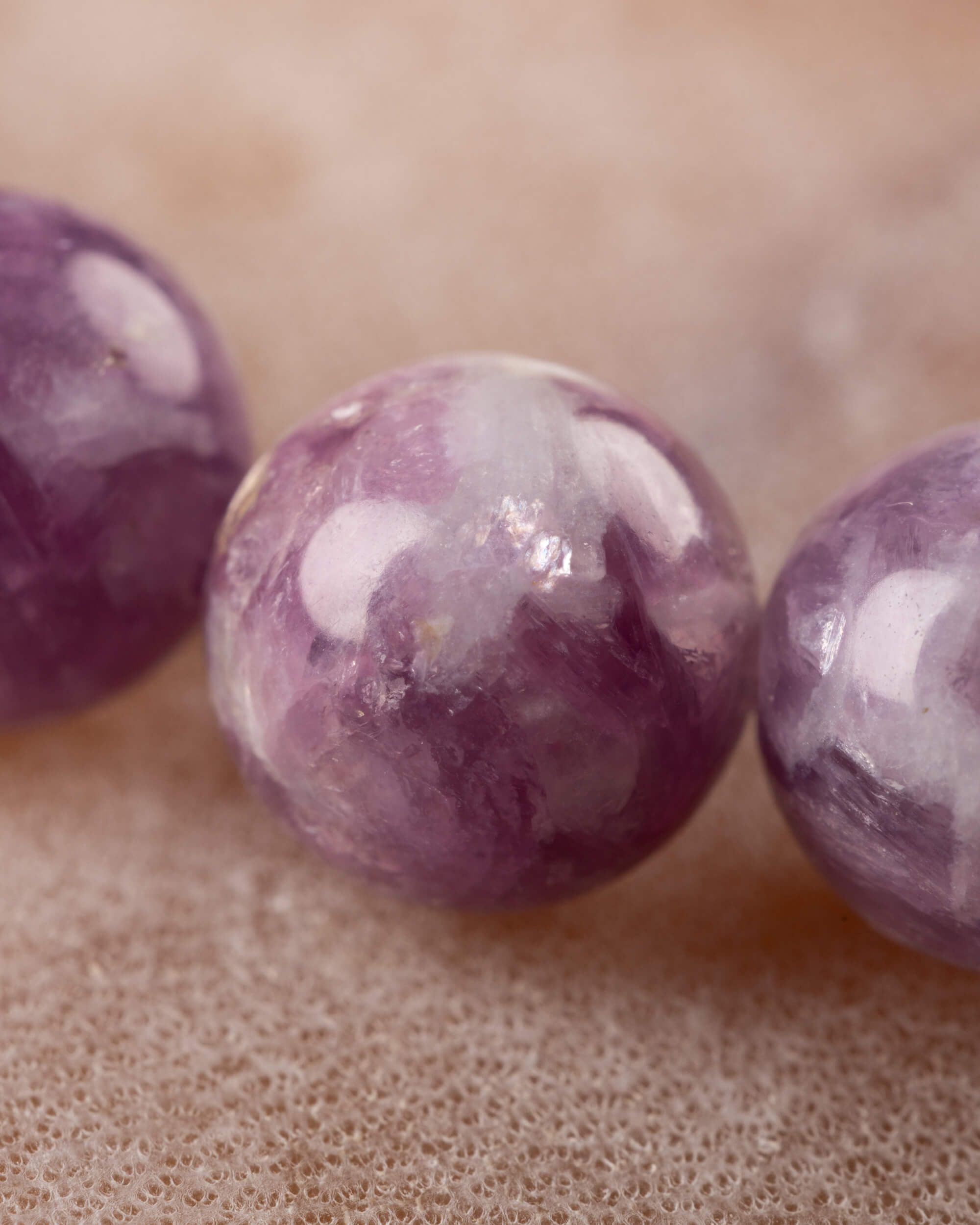 Pulsera de Turmalina Flor de Ciruela 8 mm - Firmeza Emocional