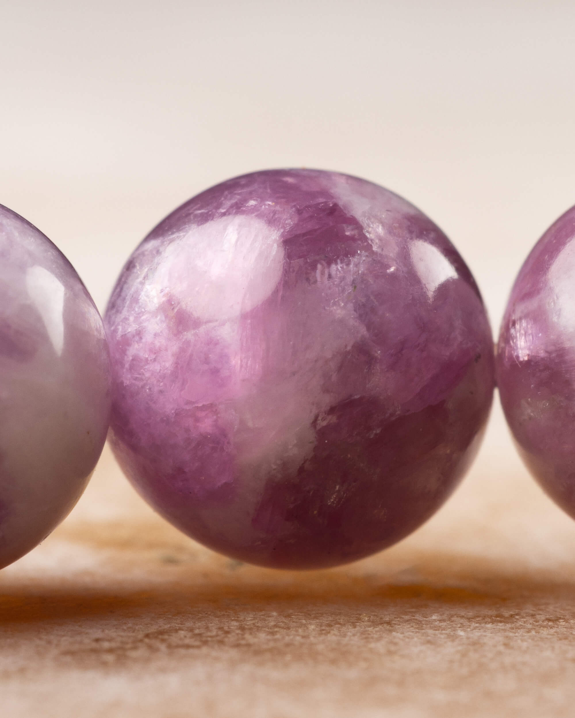 Pulsera de Turmalina Flor de Ciruela 8 mm - Firmeza Emocional