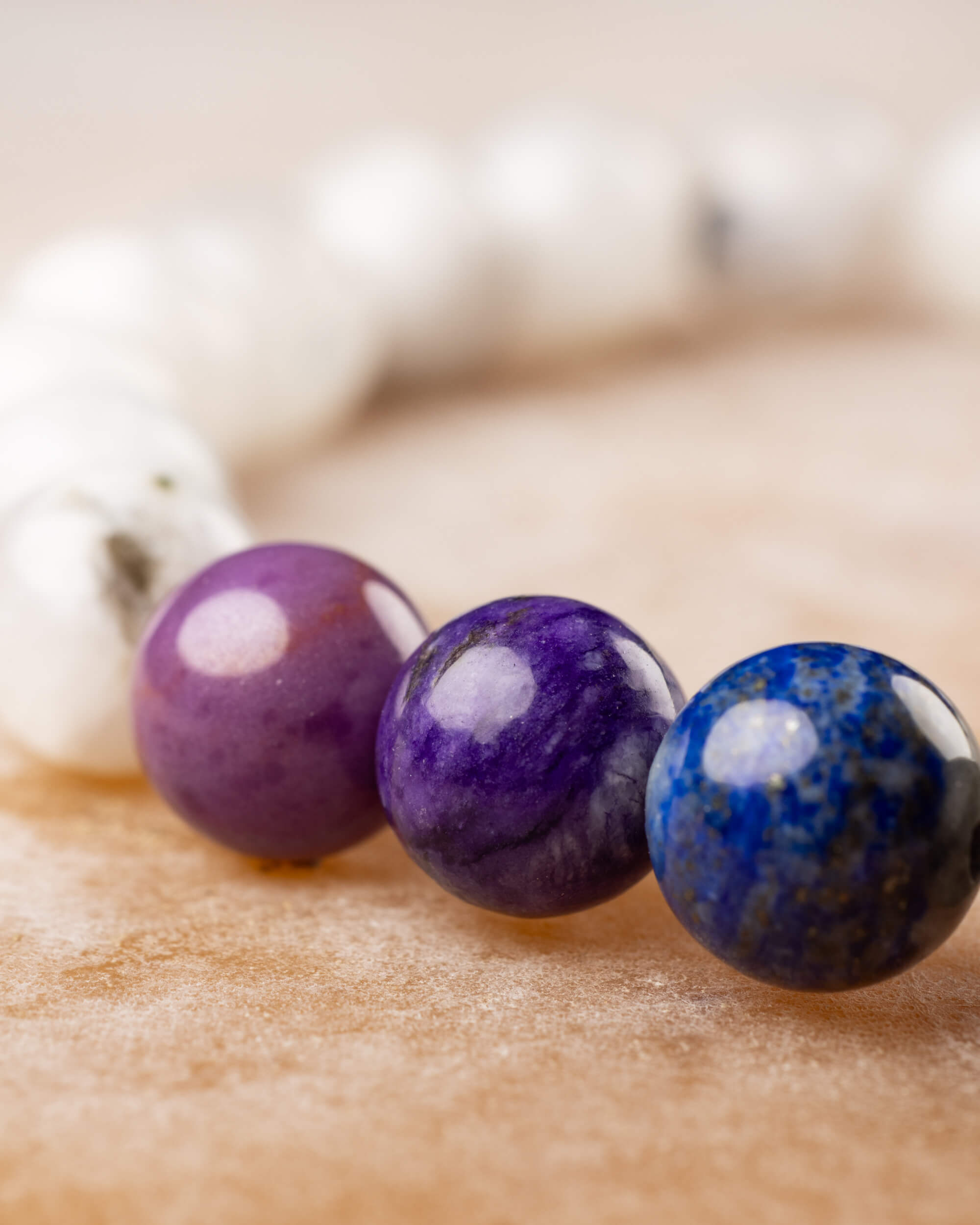 Pulsera 7 Chakras y Piedra Luna 8 mm - Integración y Equilibrio Lunar