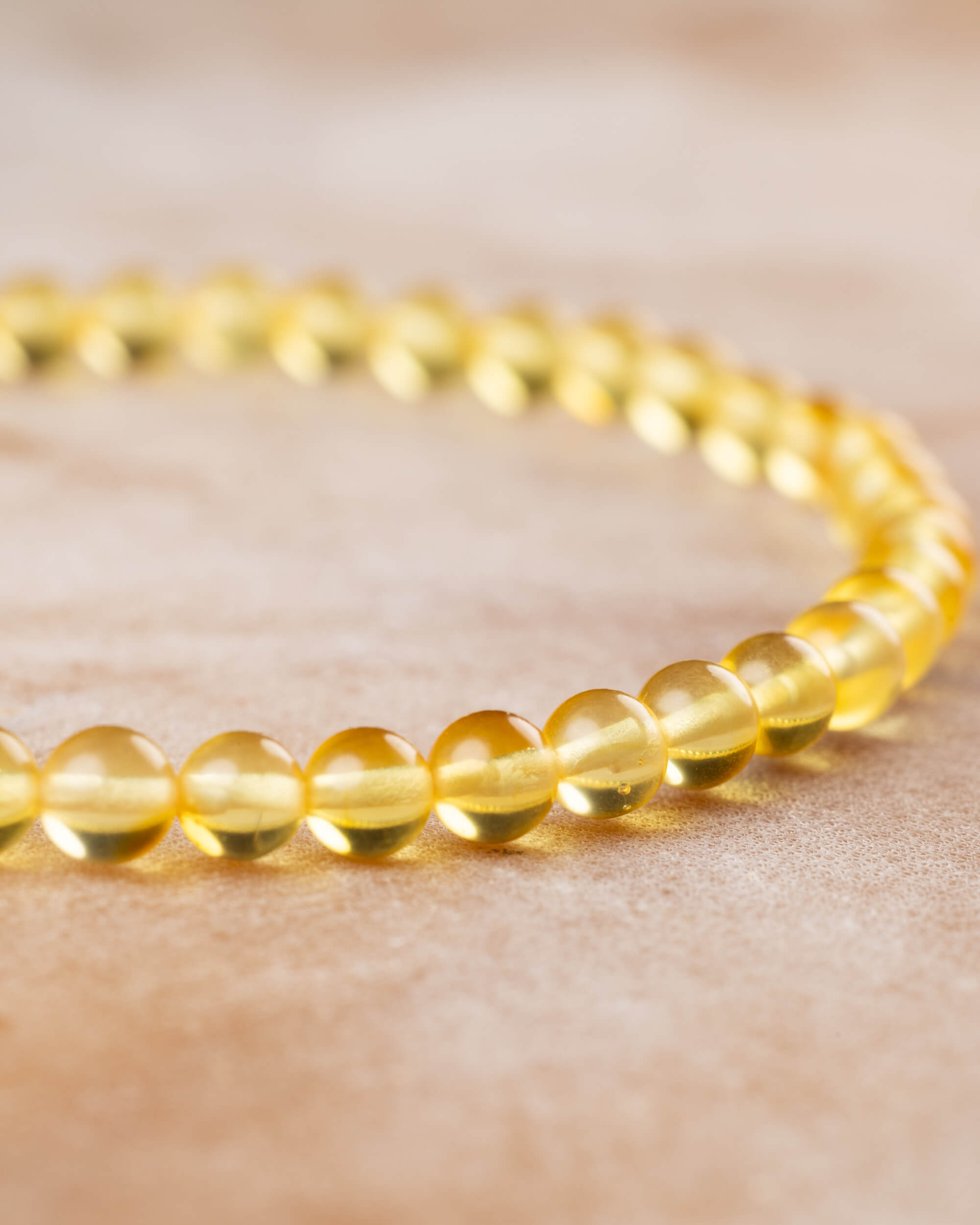 Pulsera de Ámbar Natural 4 mm - Calidez y Protección