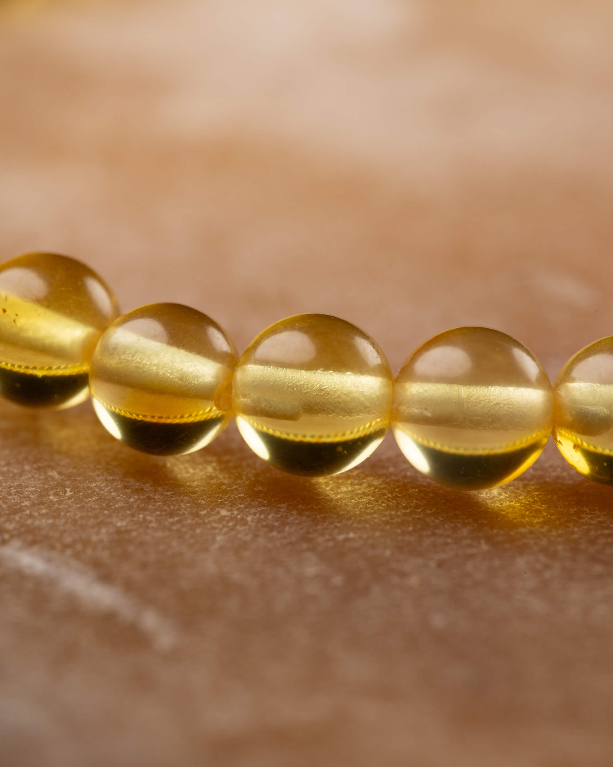 Pulsera de Ámbar Natural 4 mm - Calidez y Protección