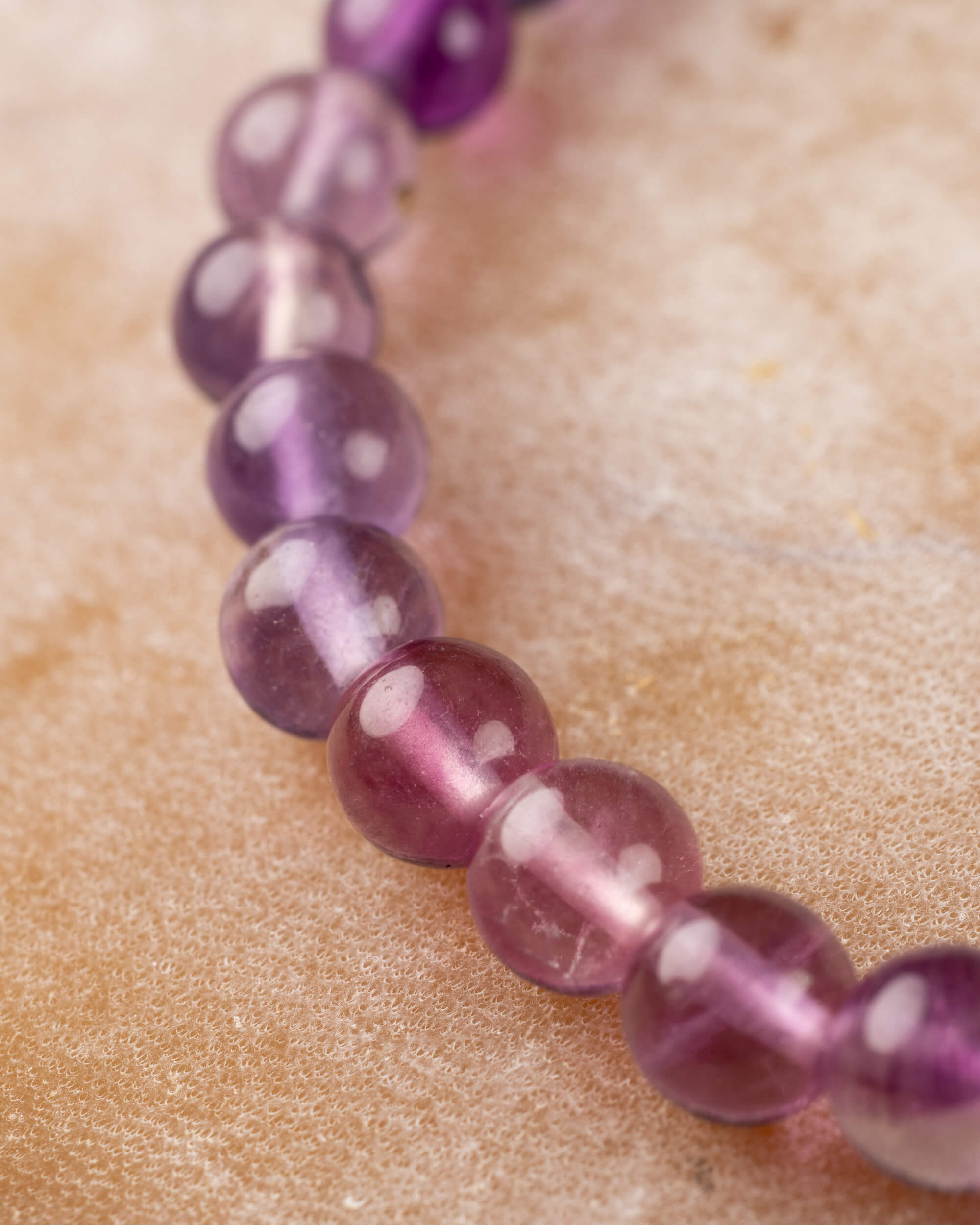 Pulsera de Fluorita Arcoíris 6 mm - Orden y Claridad (Degradado)