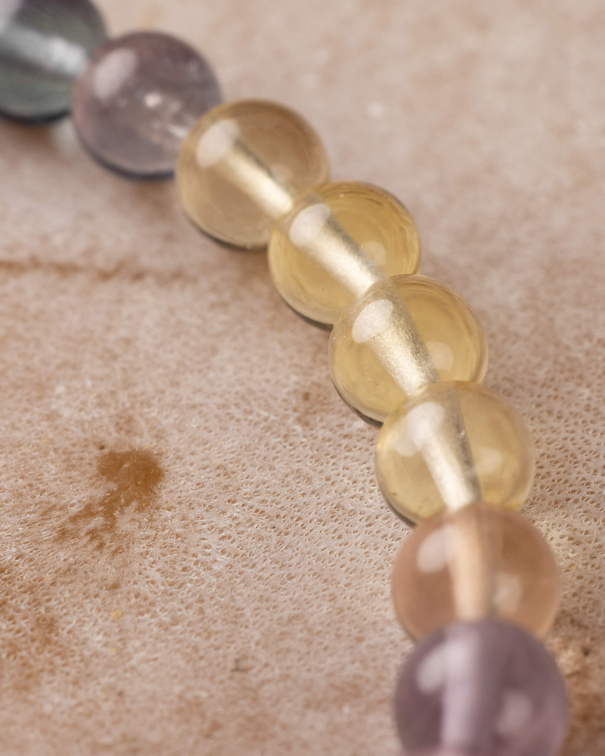 Pulsera de Fluorita Arcoíris 6 mm - Orden y Claridad (Degradado)