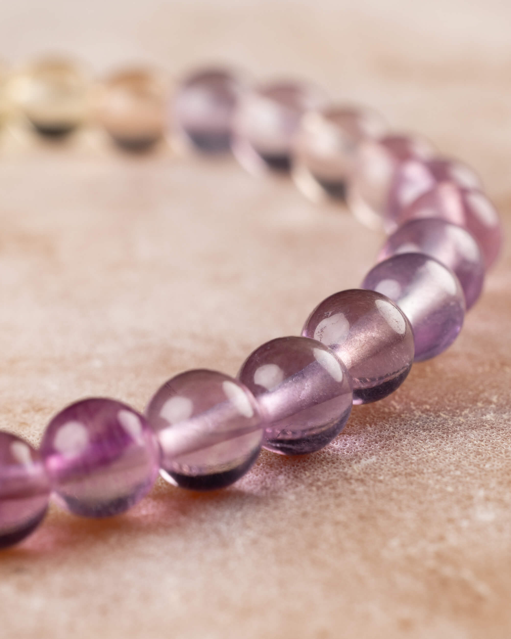 Pulsera de Fluorita Arcoíris 6 mm - Orden y Claridad (Degradado)