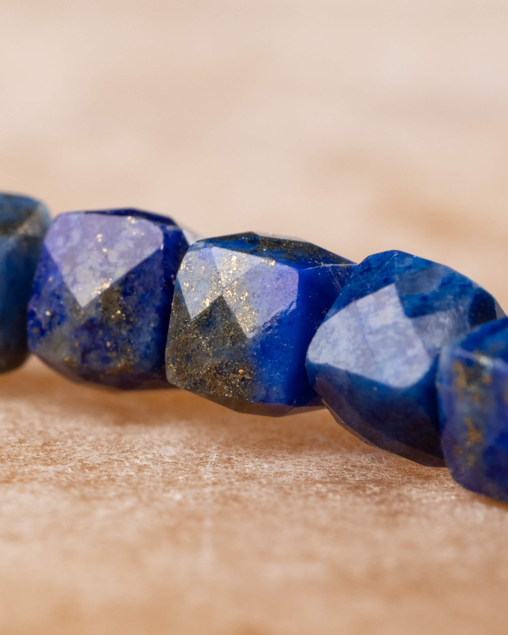 Pulsera de Lapislázuli Facetada 4 mm - Visión y Sabiduría