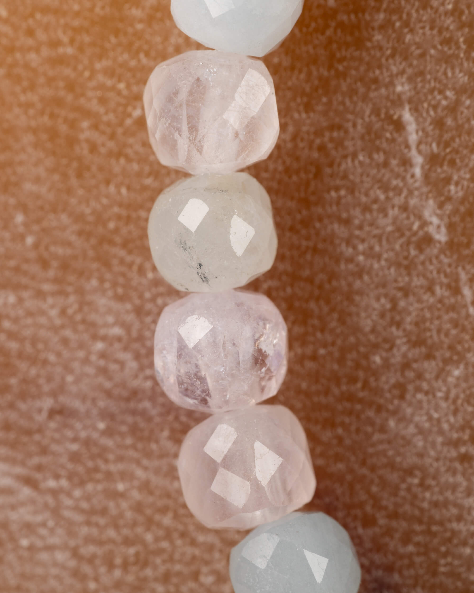 Pulsera de Morganita y Aguamarina Facetada 4 mm - Amor y Comunicación