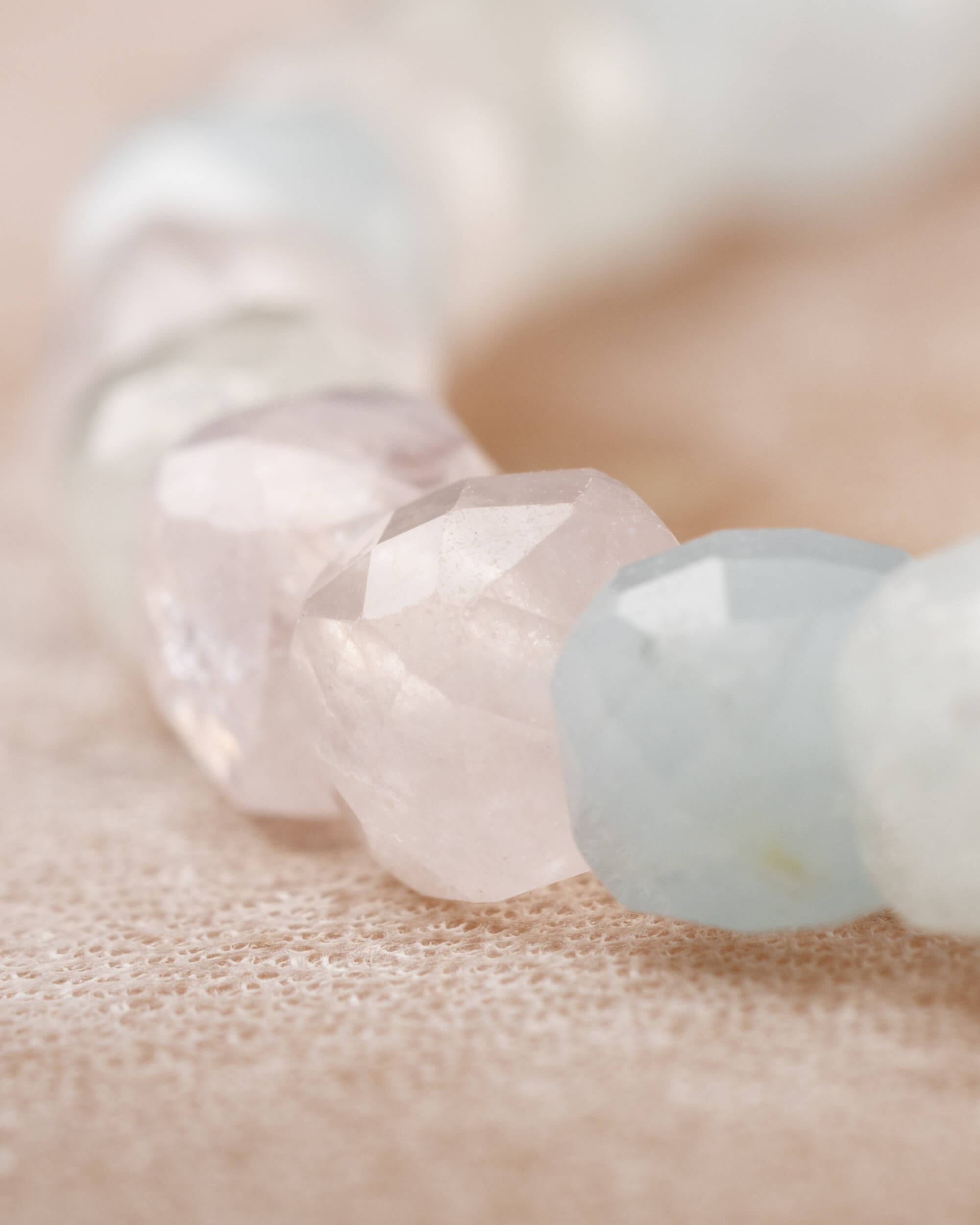 Pulsera de Morganita y Aguamarina Facetada 4 mm - Amor y Comunicación