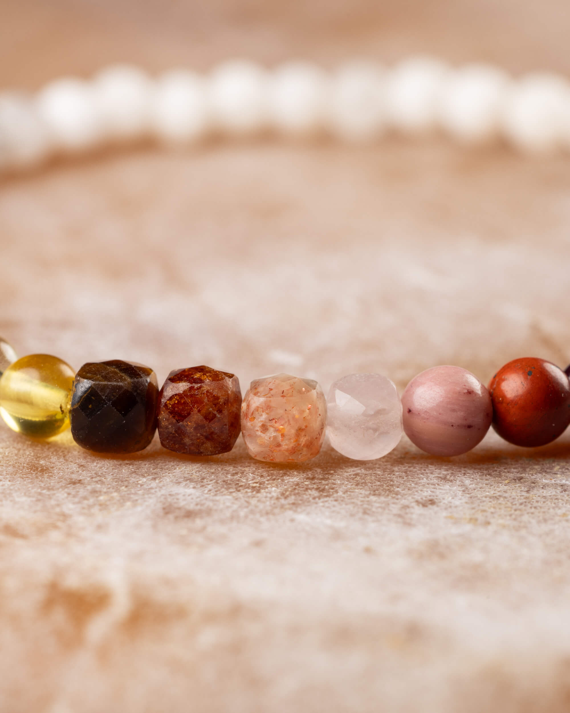 Pulsera Unidad 4 mm - Integración de Chakras y Equilibrio Total
