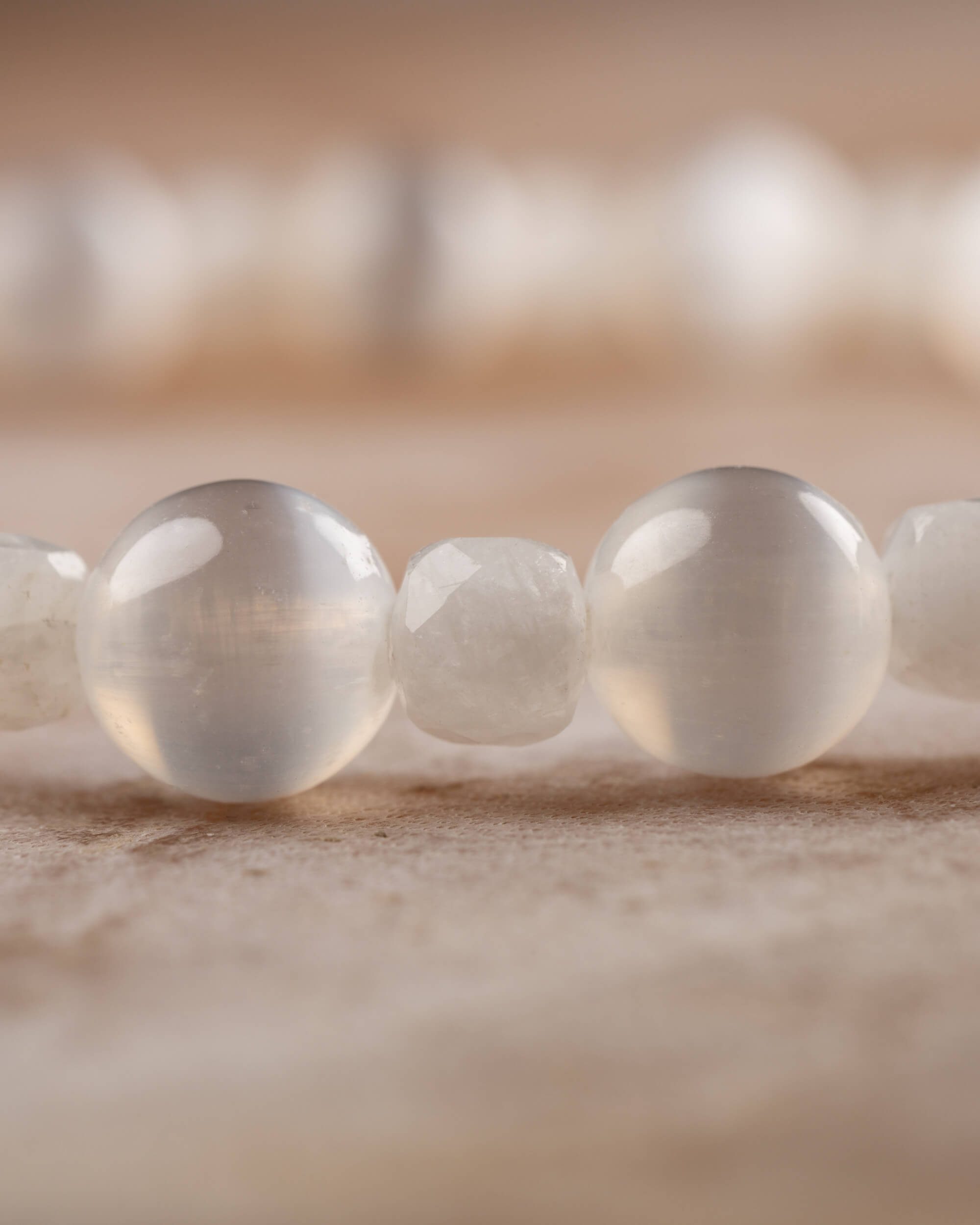 LLAVE 11: Pulsera Sabia Interior - Luz Clara y Ciclos Sagrados