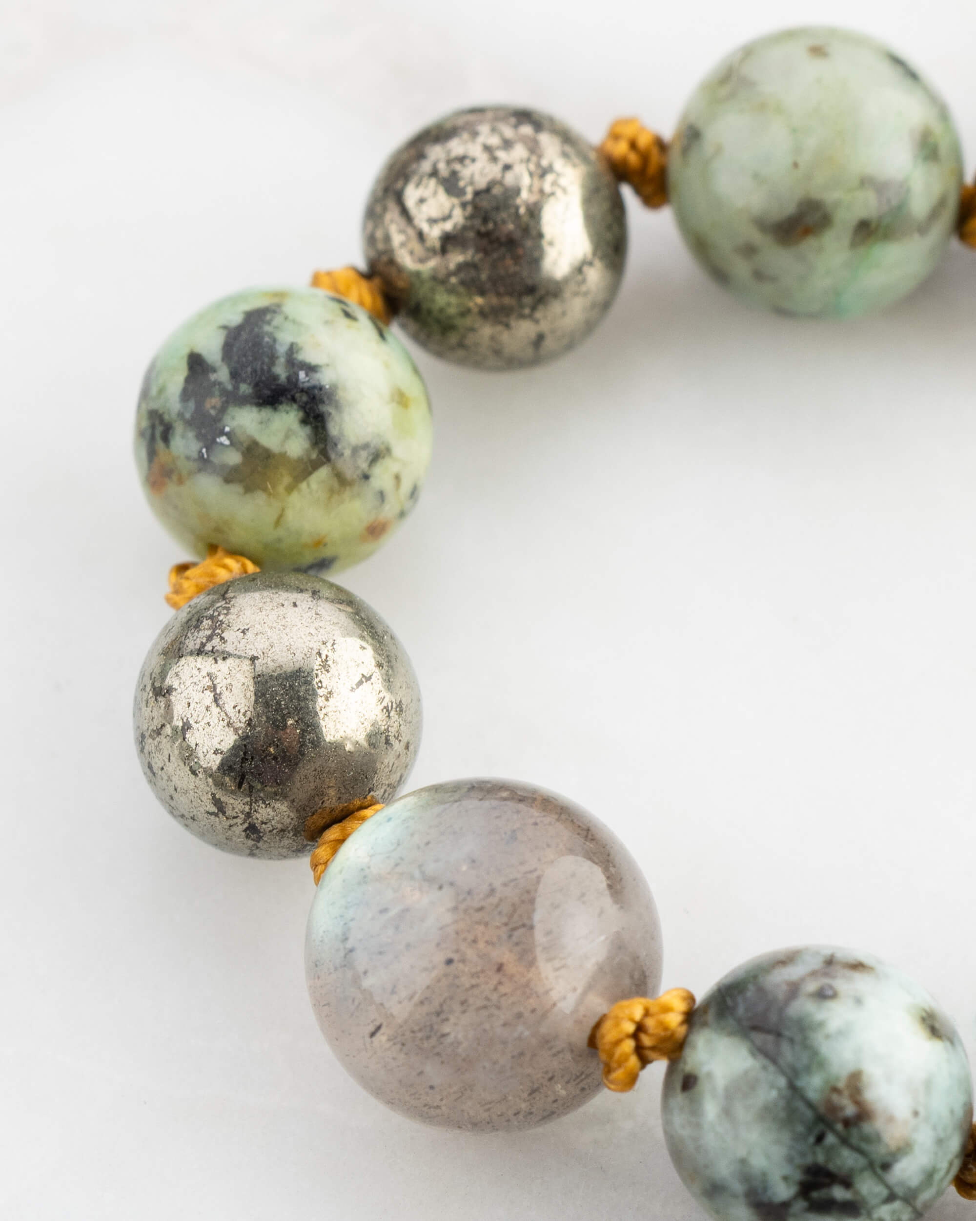 Japa Mala "Voz del Espejo" 108 Cuentas - Visión y Expresión Verdadera