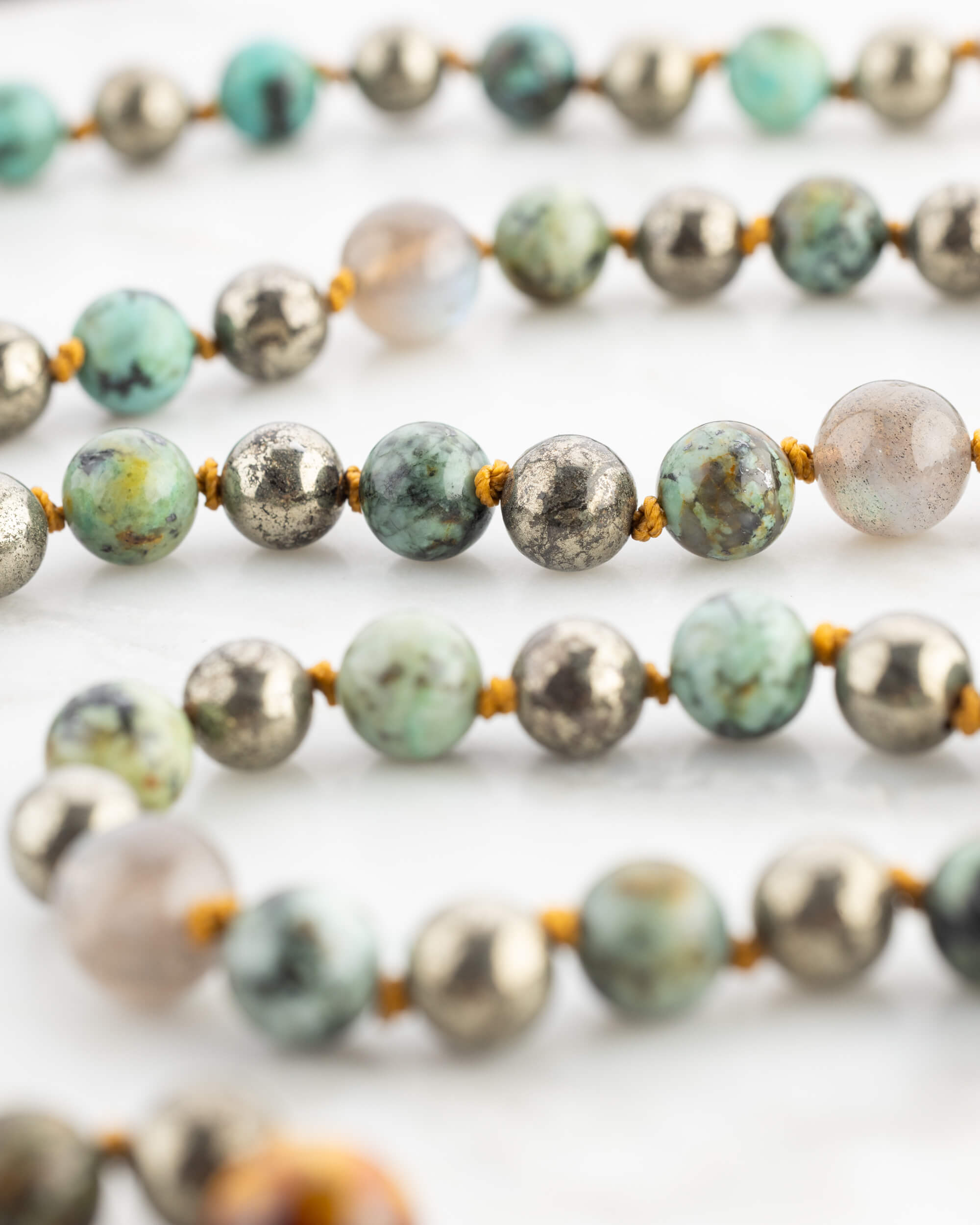 Japa Mala "Voz del Espejo" 108 Cuentas - Visión y Expresión Verdadera