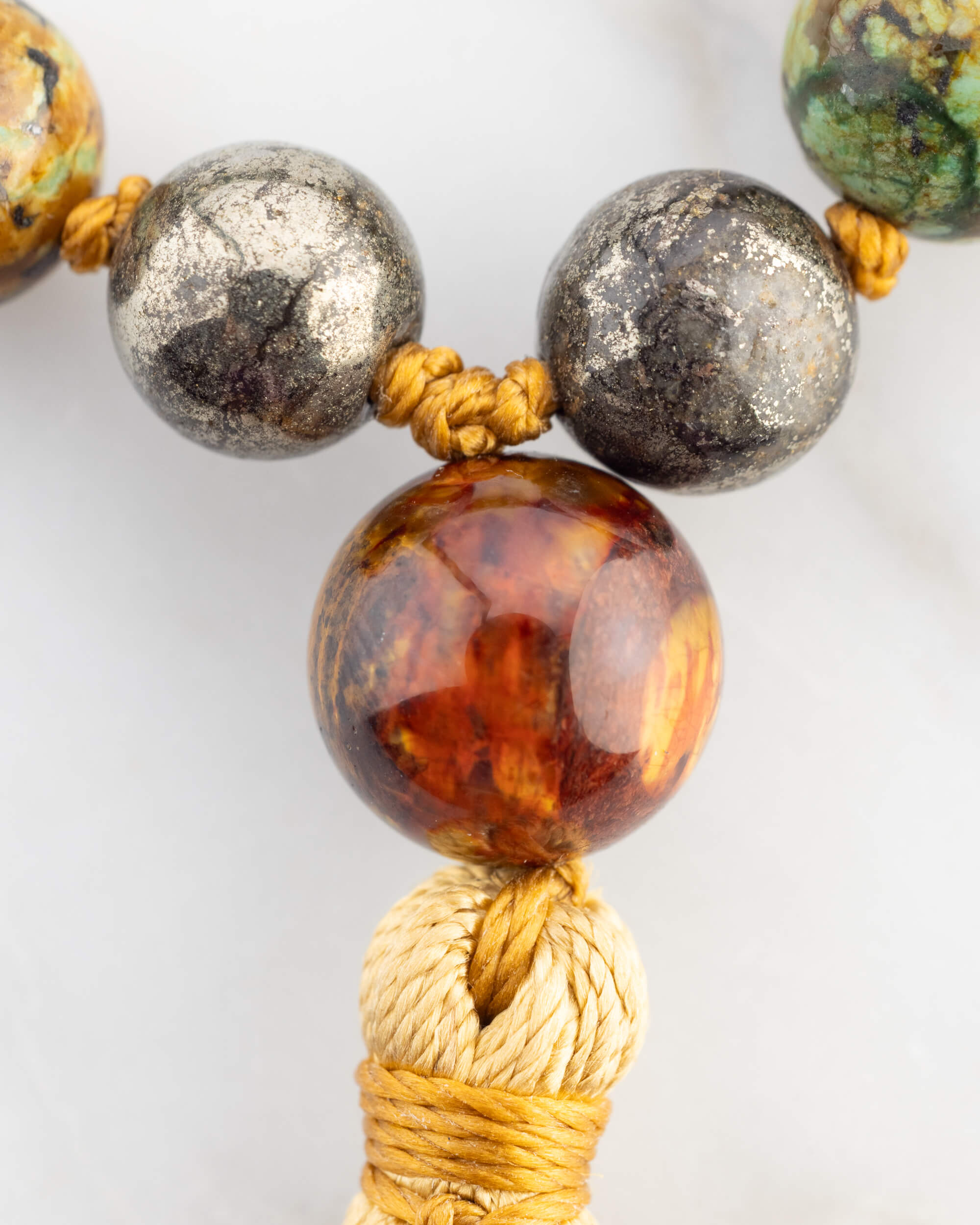 Japa Mala "Voz del Espejo" 108 Cuentas - Visión y Expresión Verdadera