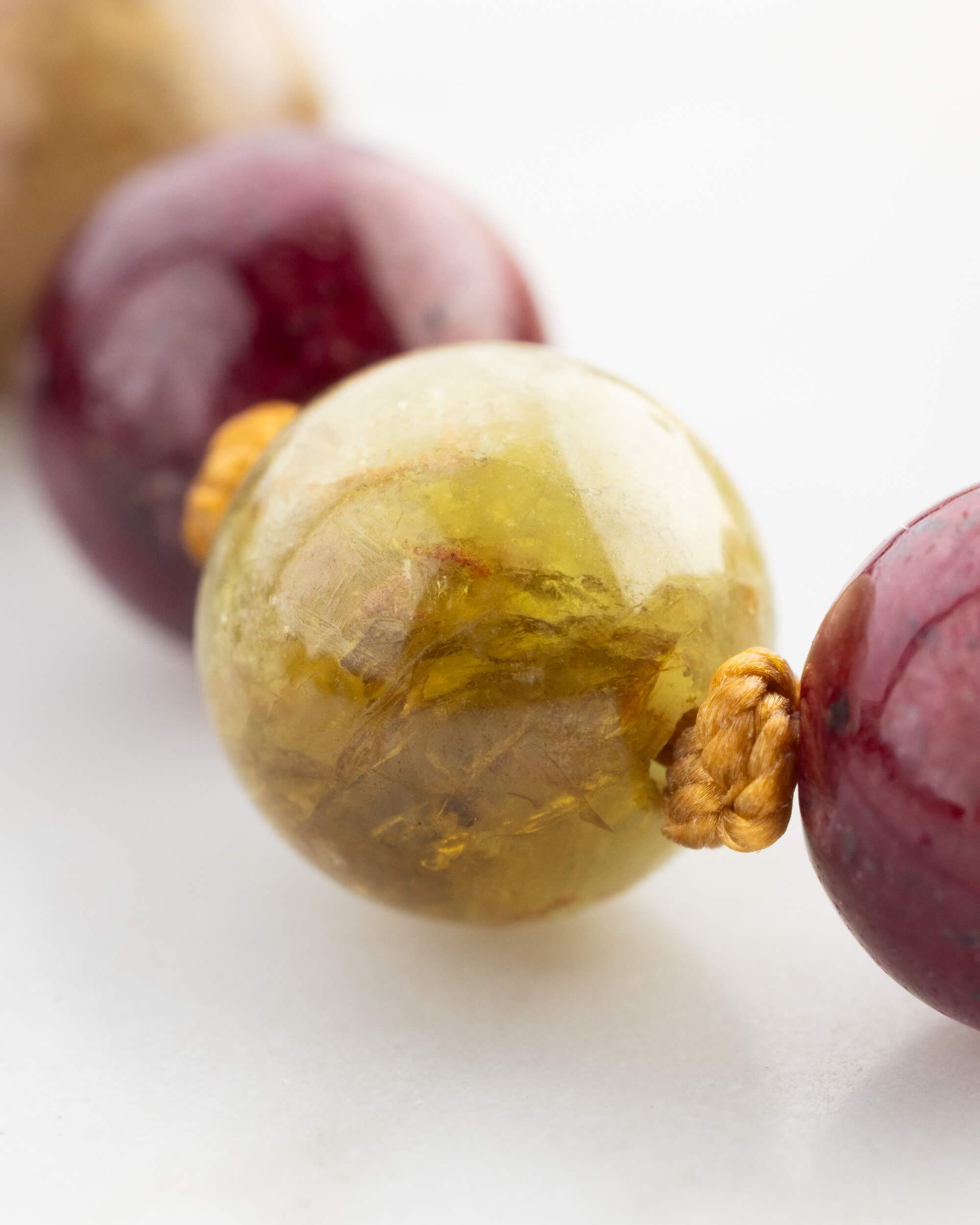 Japa Mala "Centro Encendido" 108 Cuentas - Fuego Encarnado y Visión