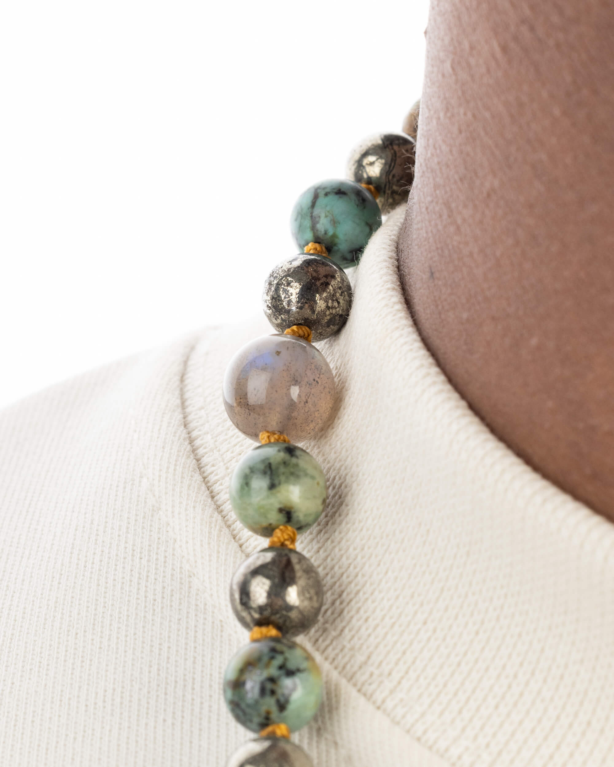 Japa Mala "Voz del Espejo" 108 Cuentas - Visión y Expresión Verdadera