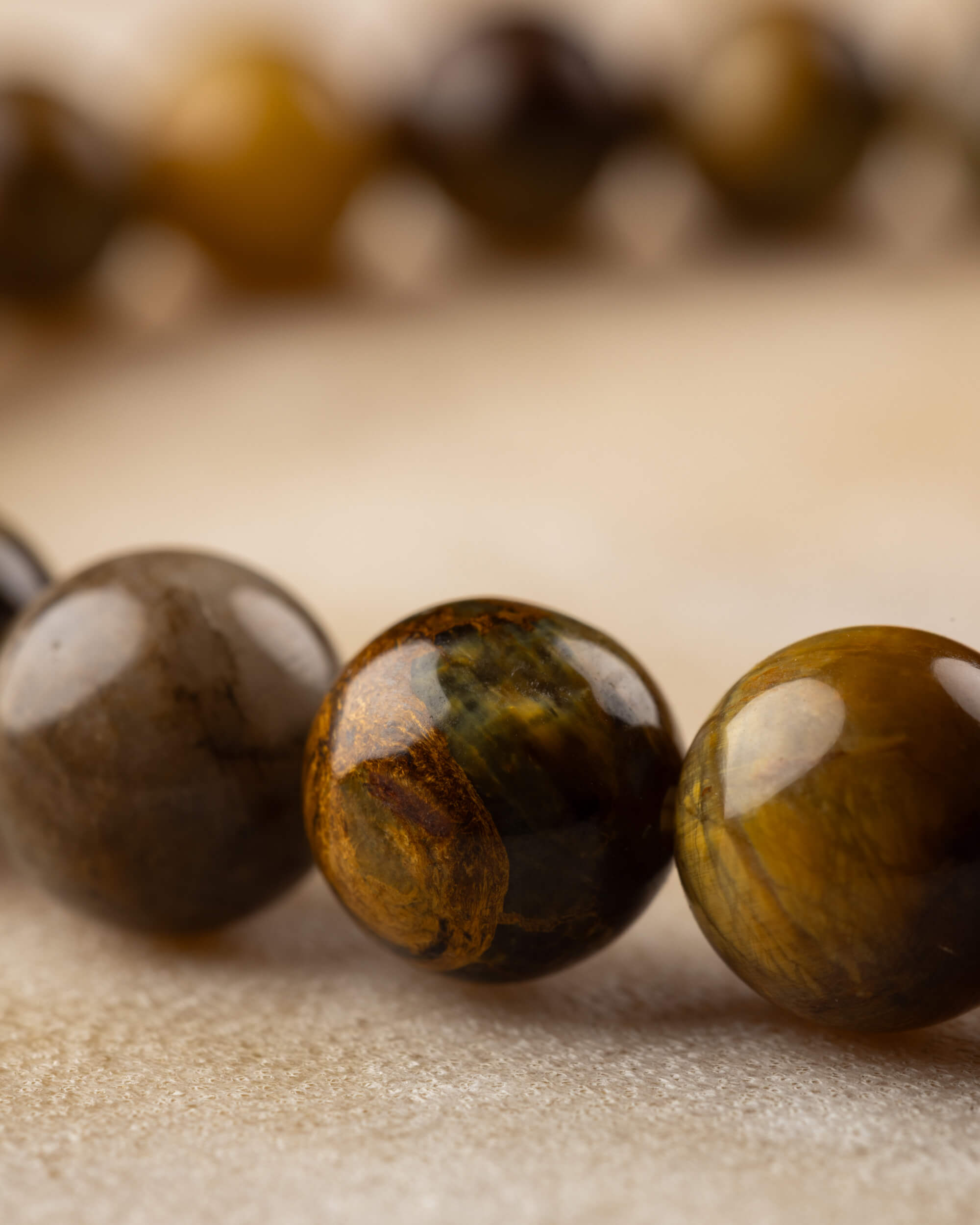 Pulsera de Pietersita Amarilla 8 mm - Poder Personal y Claridad