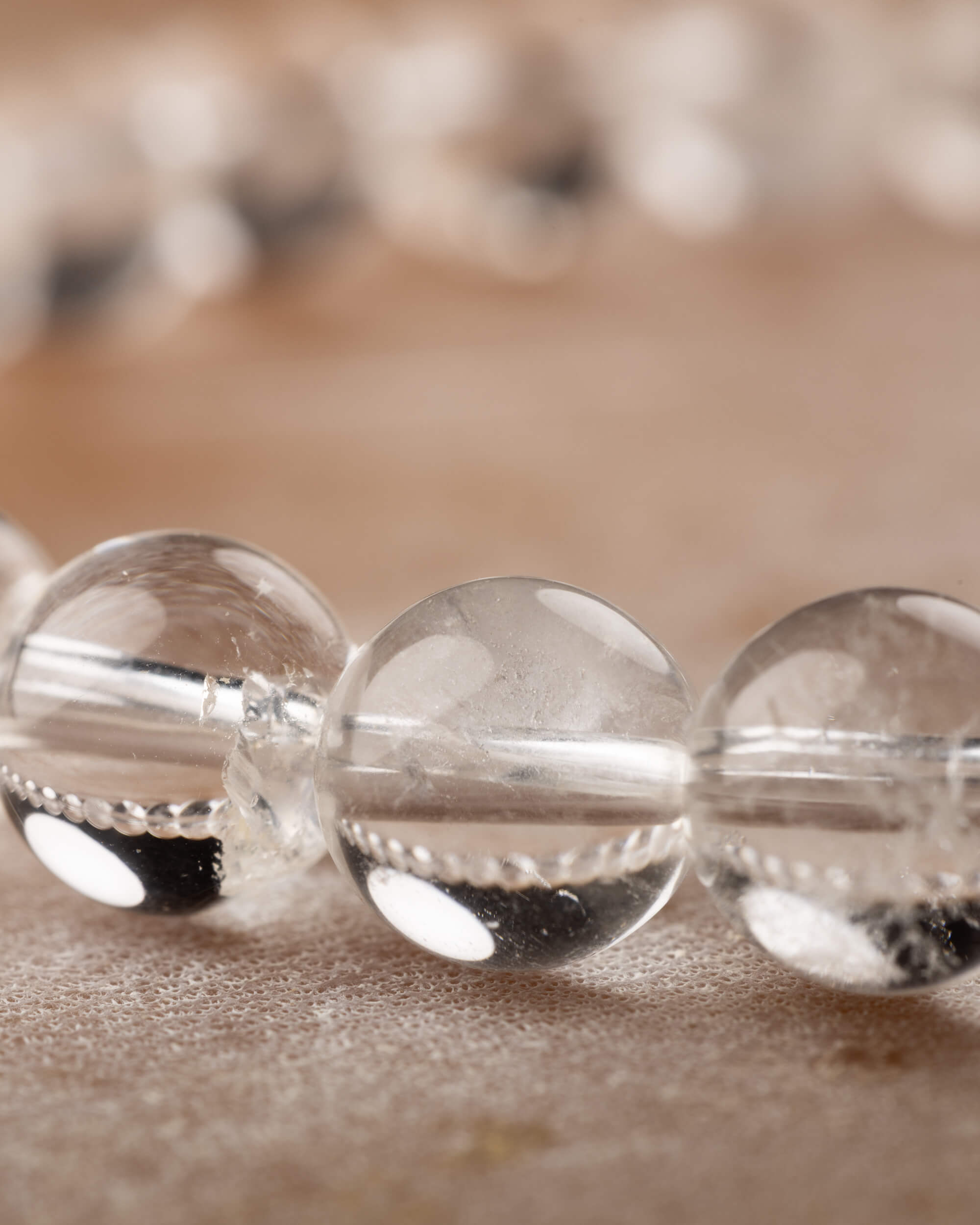 Pulsera de Cuarzo Transparente 8 mm - Luz Clara y Canal Puro