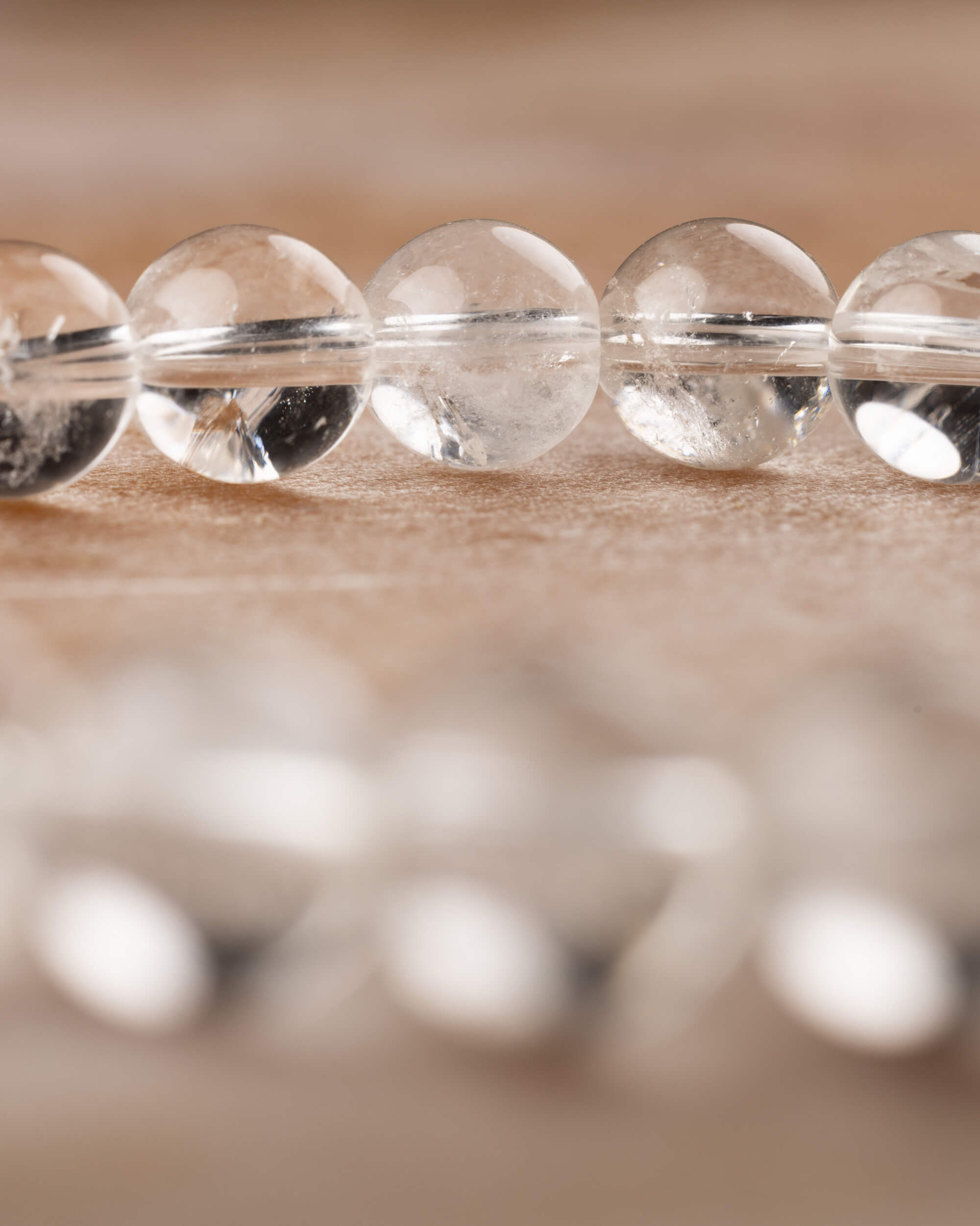 Pulsera de Cuarzo Transparente 8 mm - Luz Clara y Canal Puro