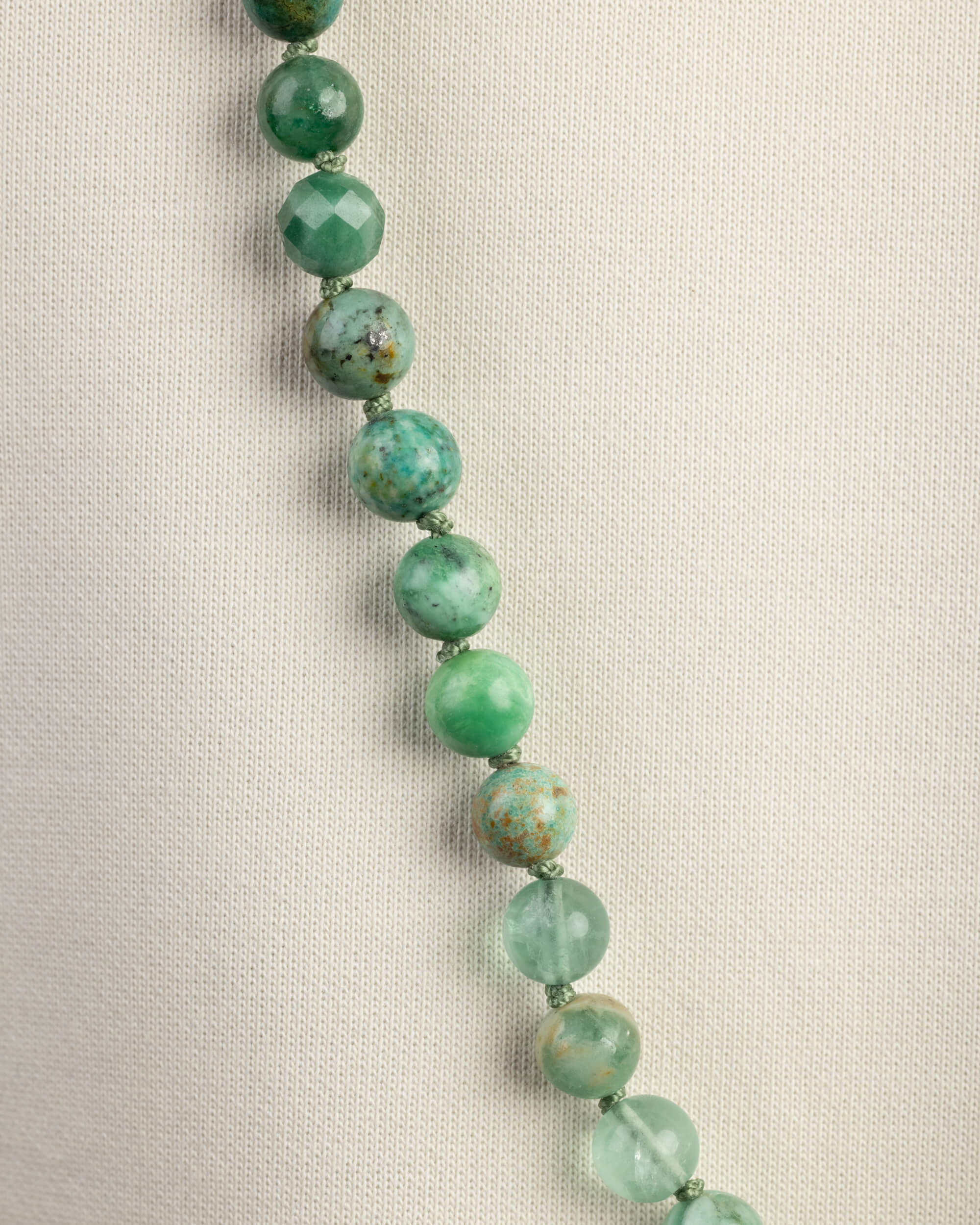 Japa Mala "Corazón" 108 Cuentas - Sanación y Amor Enraizado