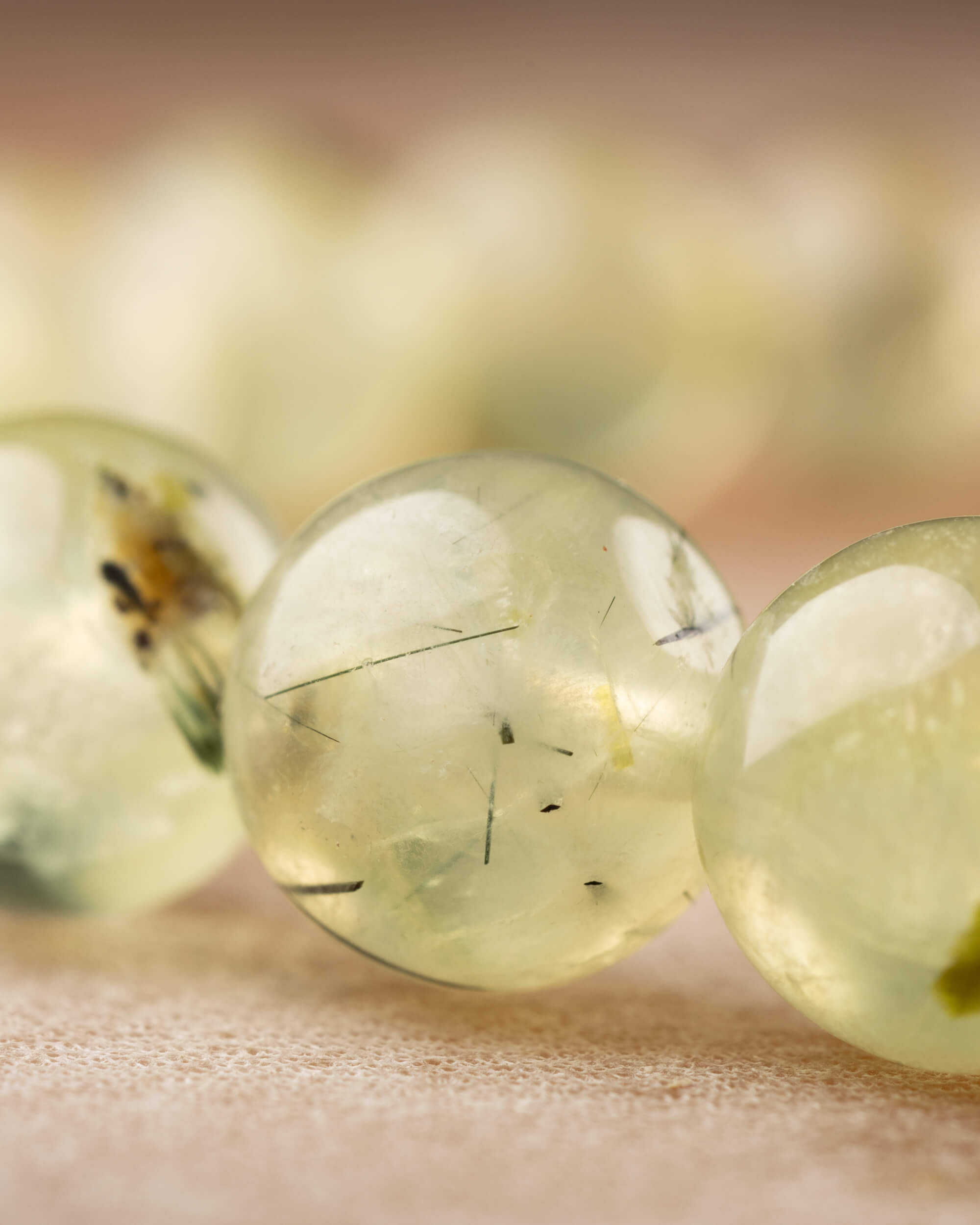 Pulsera de Prehnita 8 mm - Intuición y Confianza