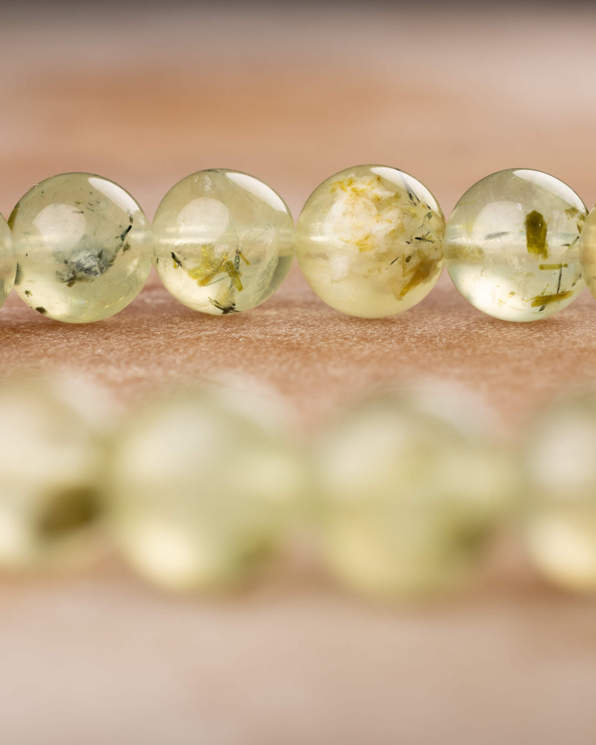 Pulsera de Prehnita 8 mm - Intuición y Confianza