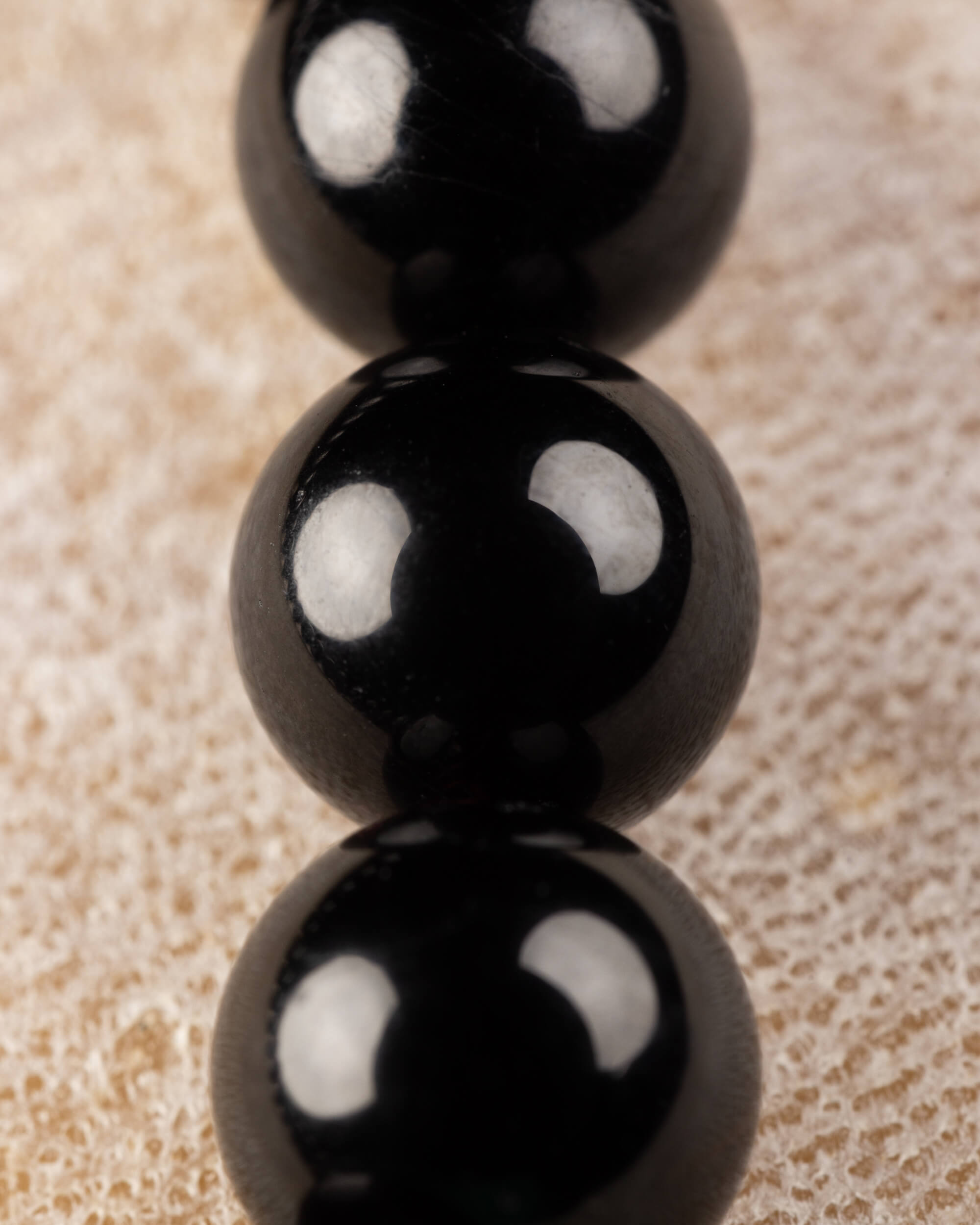 Pulsera de Turmalina Negra 8 mm - Protección y Anclaje Sólido