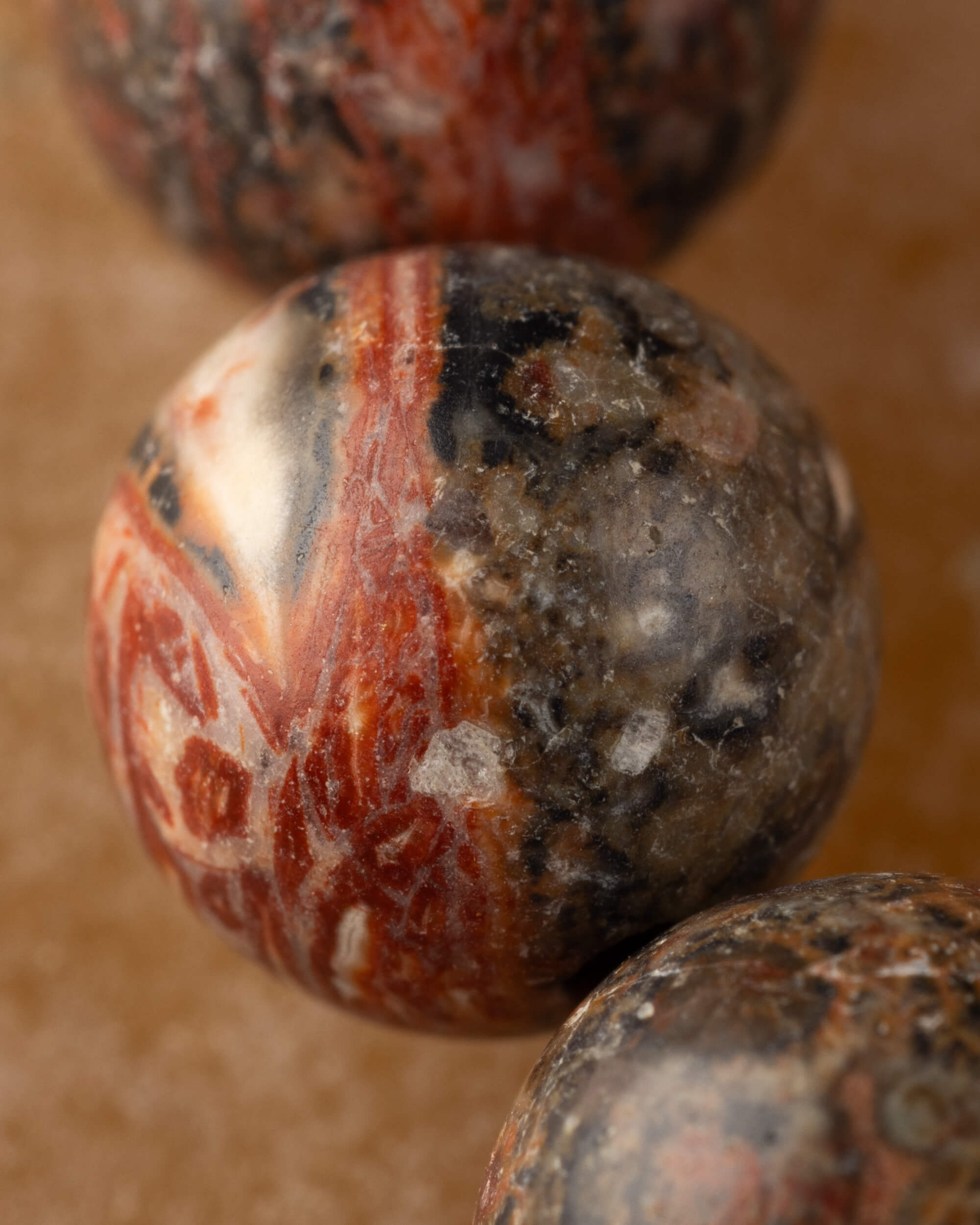 Pulsera de Jaspe Piel de Leopardo 8 mm - Instinto y Presencia